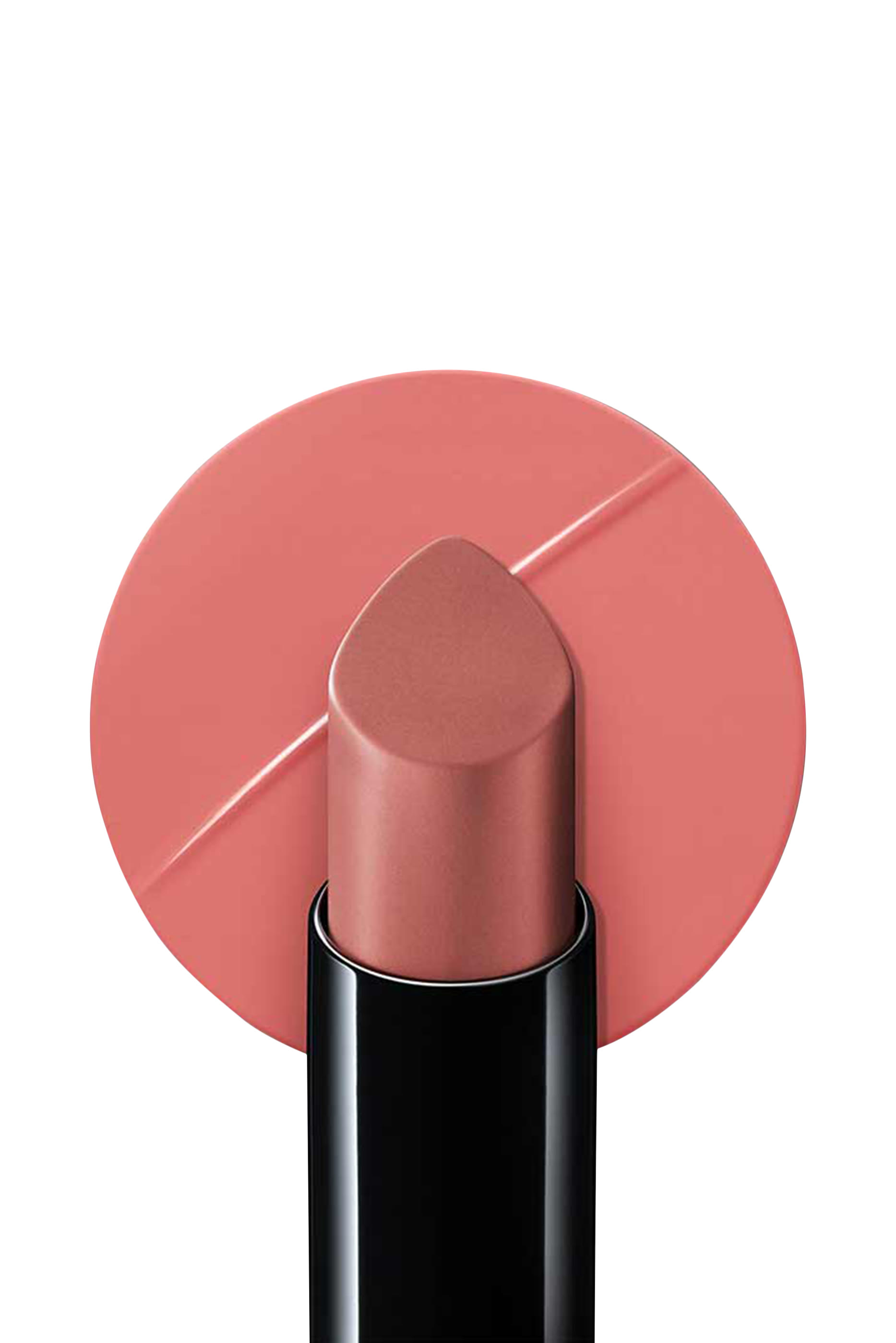 أحمر شفاه ليب باور بلون زاهٍ يدوم طويلاً