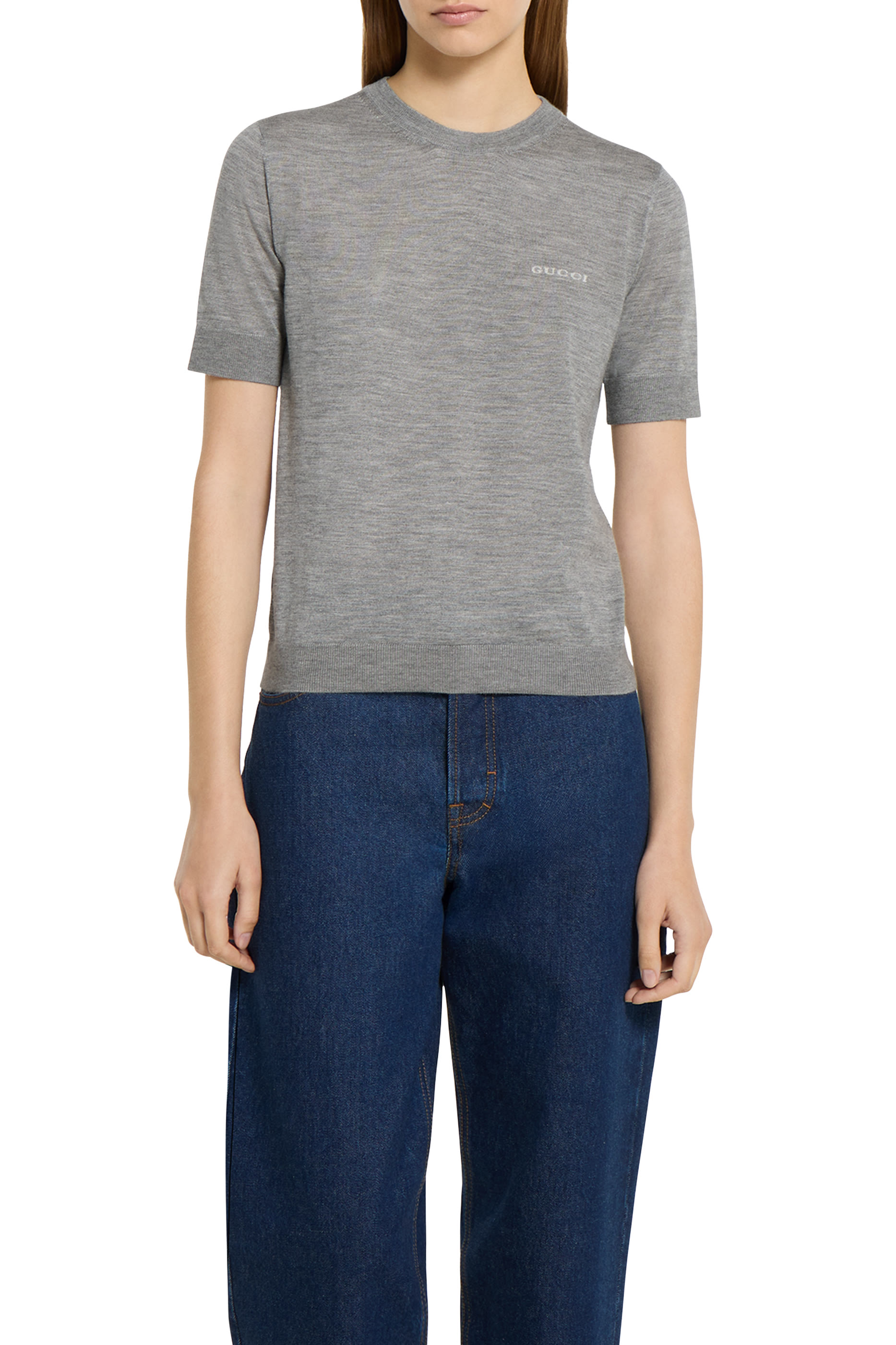 بلوزة بتصميم انتارسيا كشمير وحرير