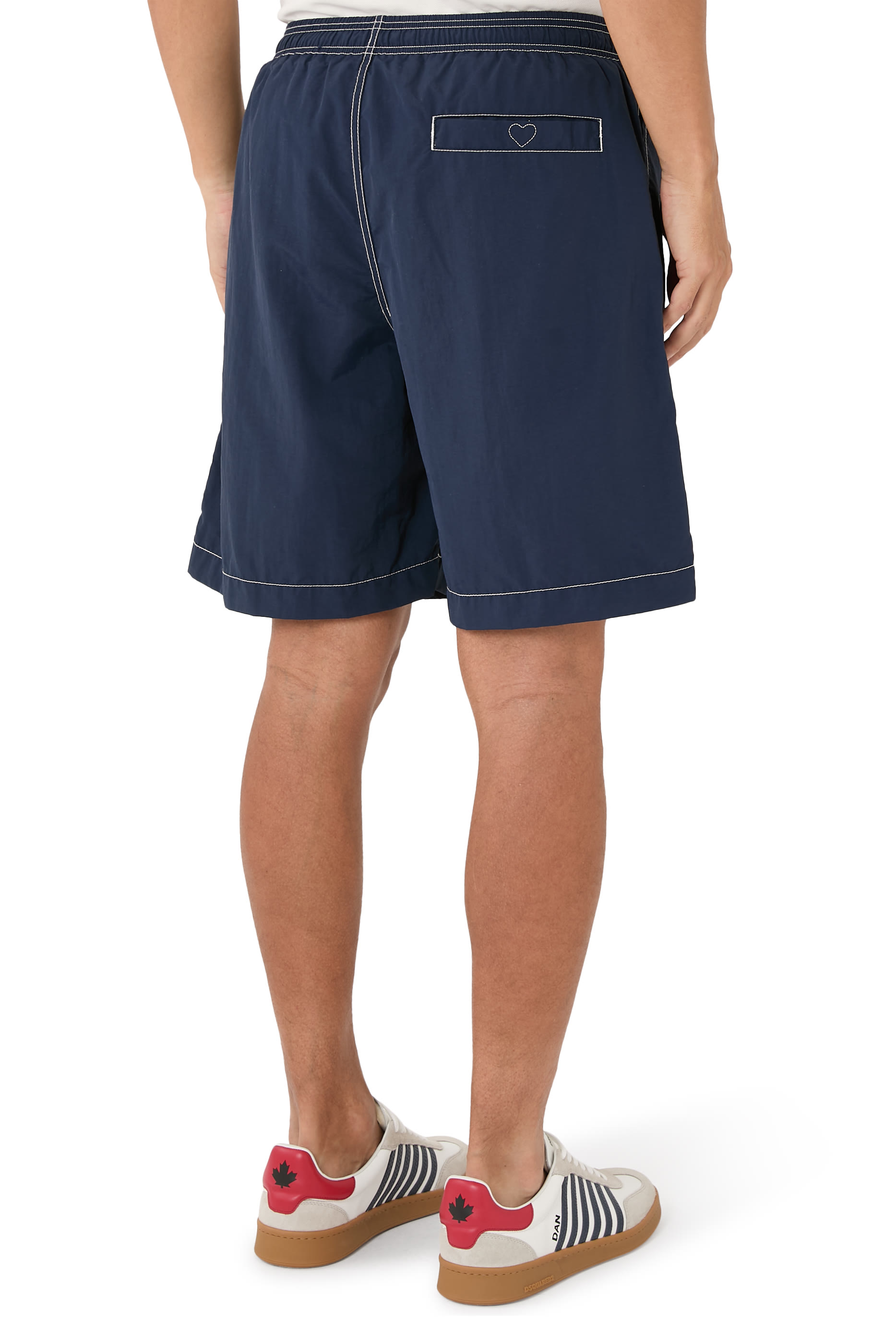 شورت سباحة بشعار الماركة