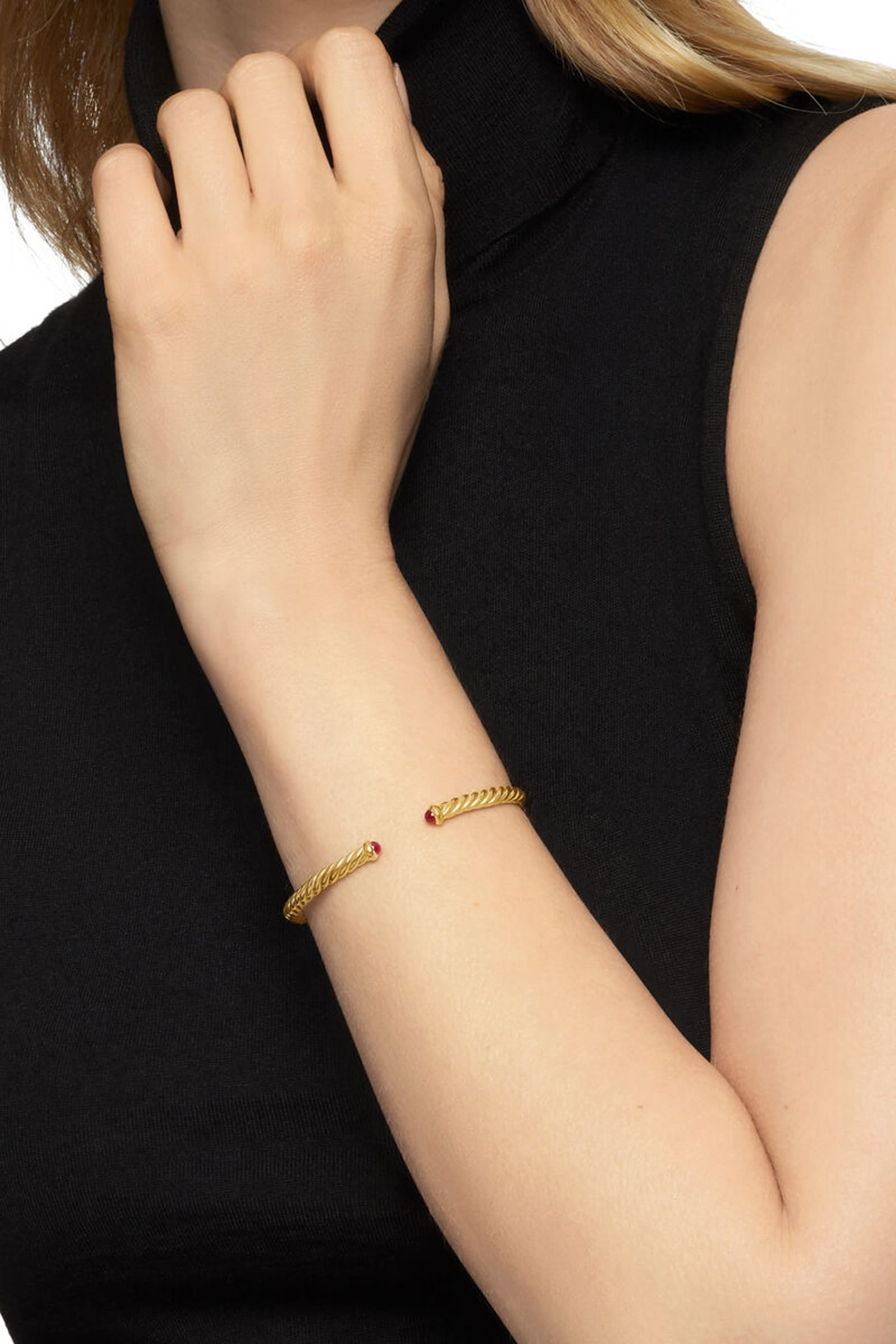 سوار كابل فليكس مرصع بالياقوت ذهب أصفر عيار 18