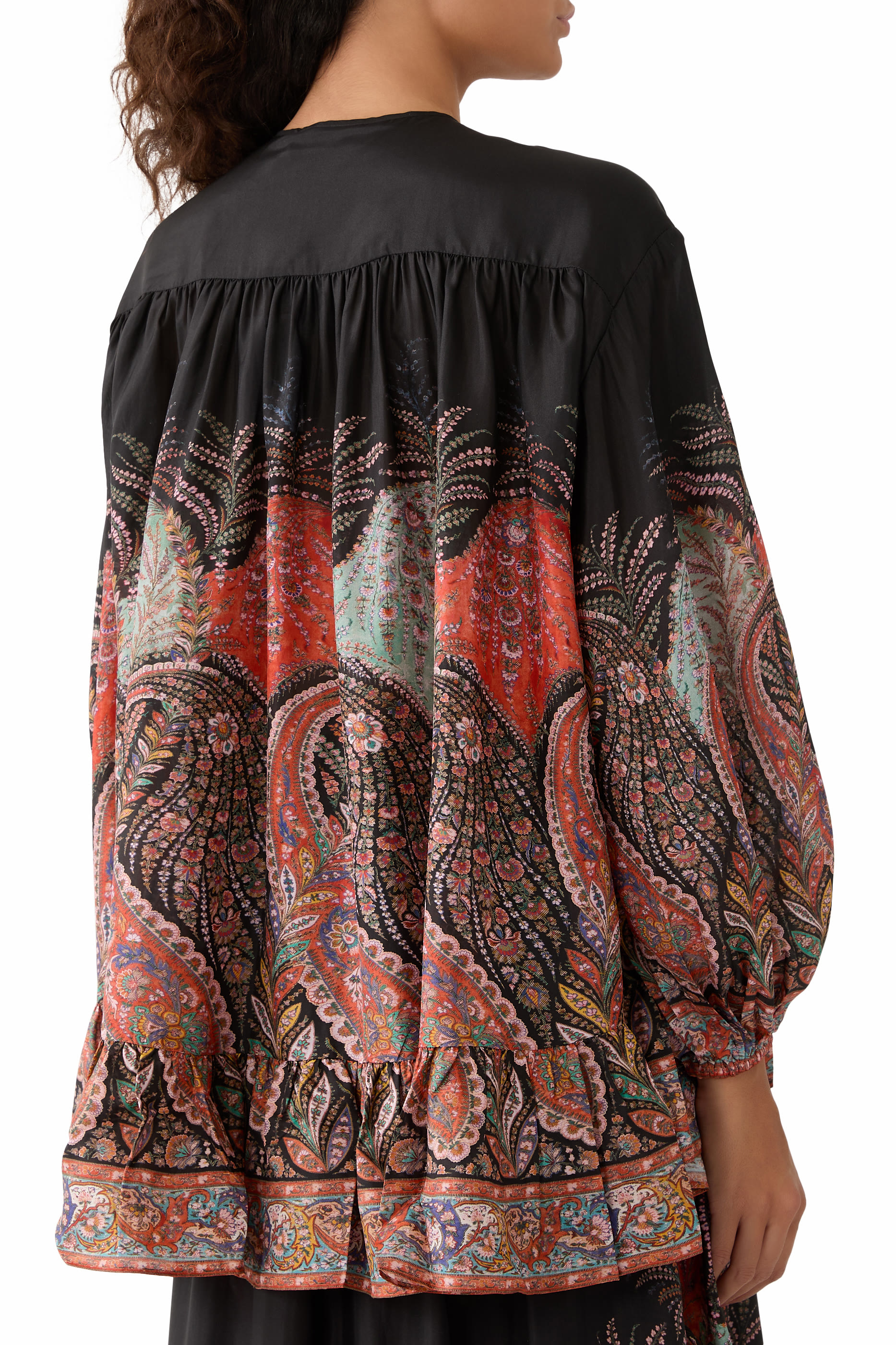 بلوزة ريانون منفوخة بكشكش