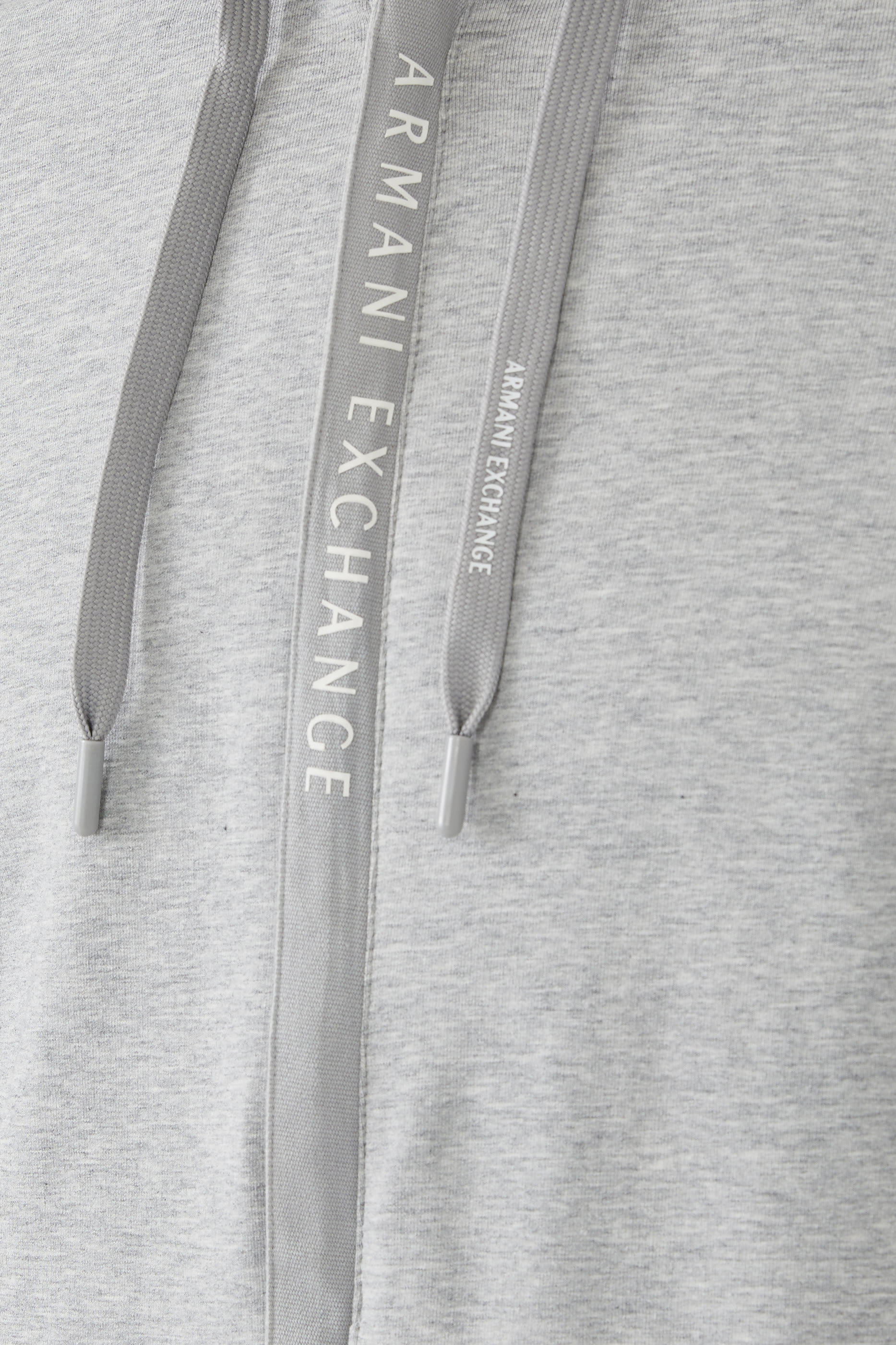 سويت شيرت بغطاء رأس