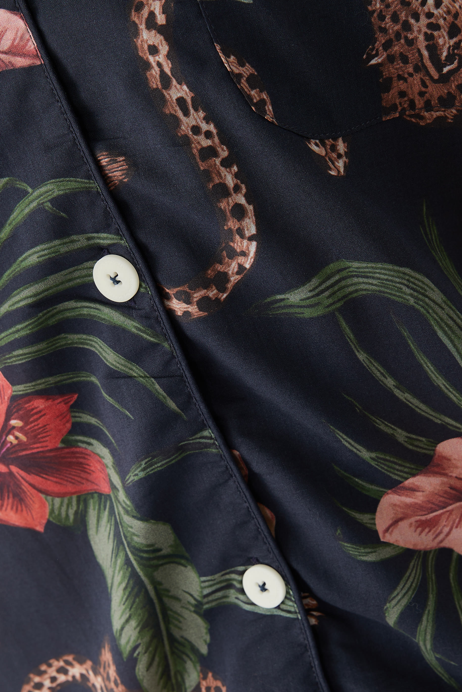 طقم بيجاما سوليا طويل بنقشة فهد