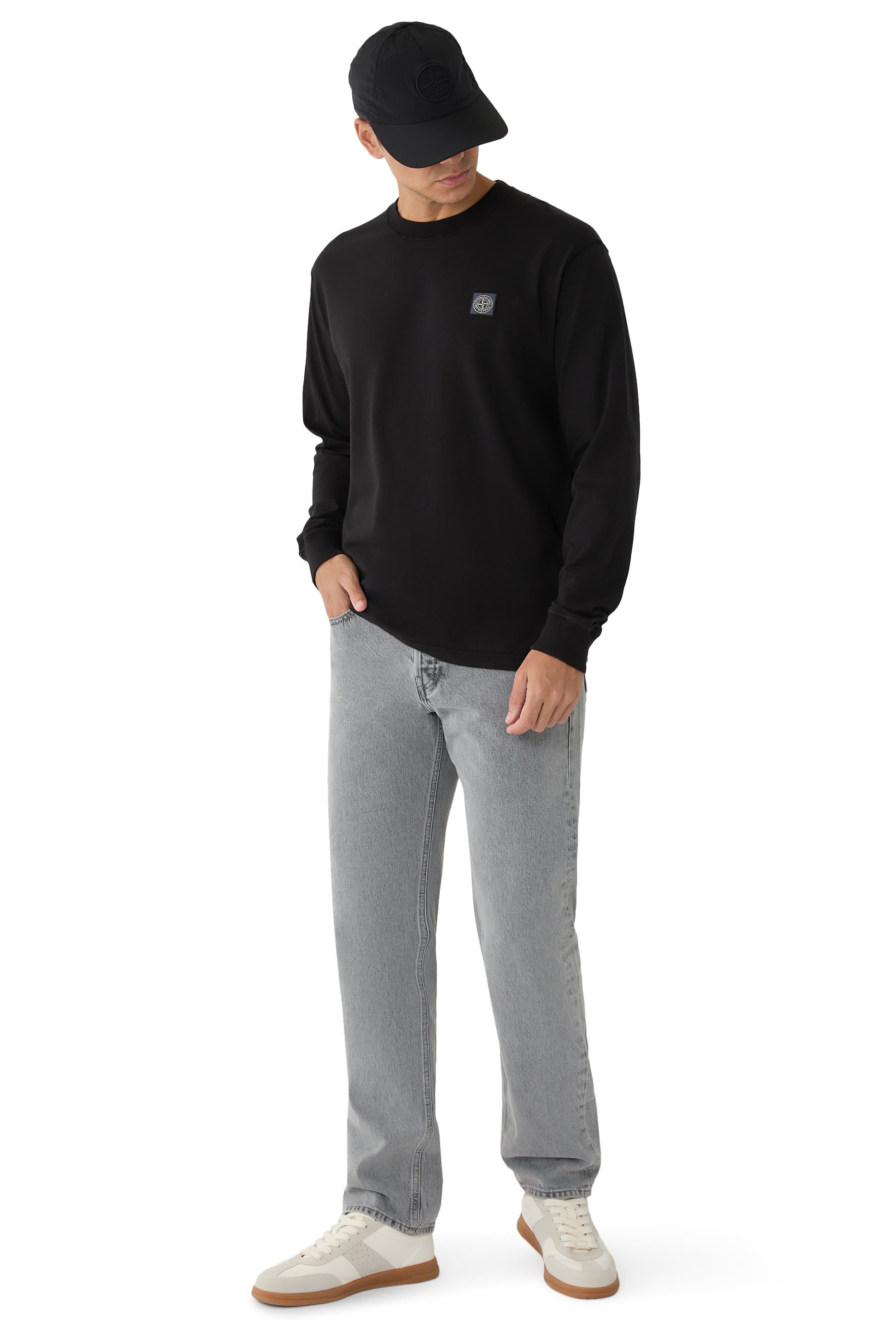 تيشيرت بأكمام طويلة قماش معالج بتقنية فيساتو