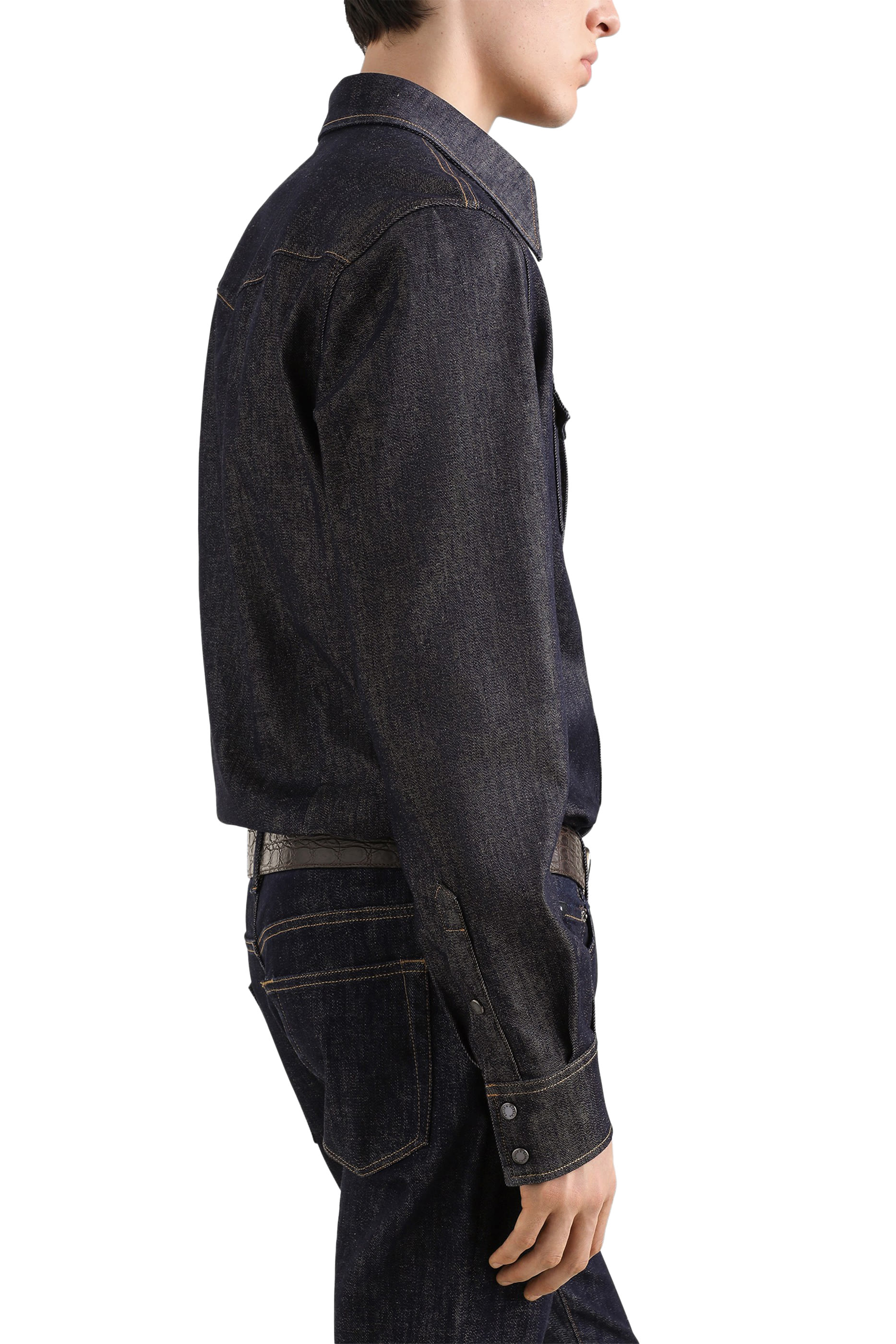 قميص بشعار هيرالديك دنيم