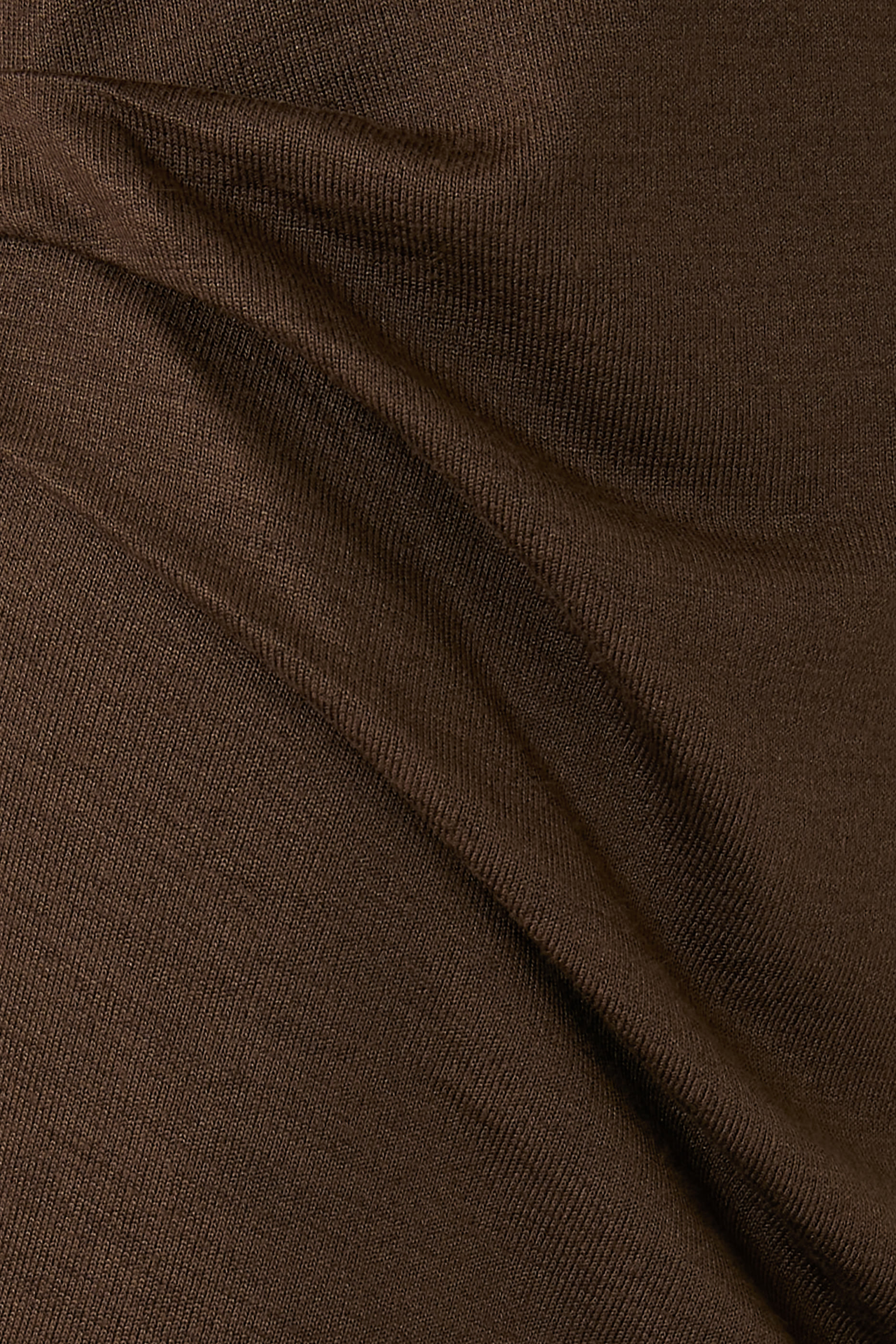 فستان منسوج بأكمام قصيرة وجانب بكشكش