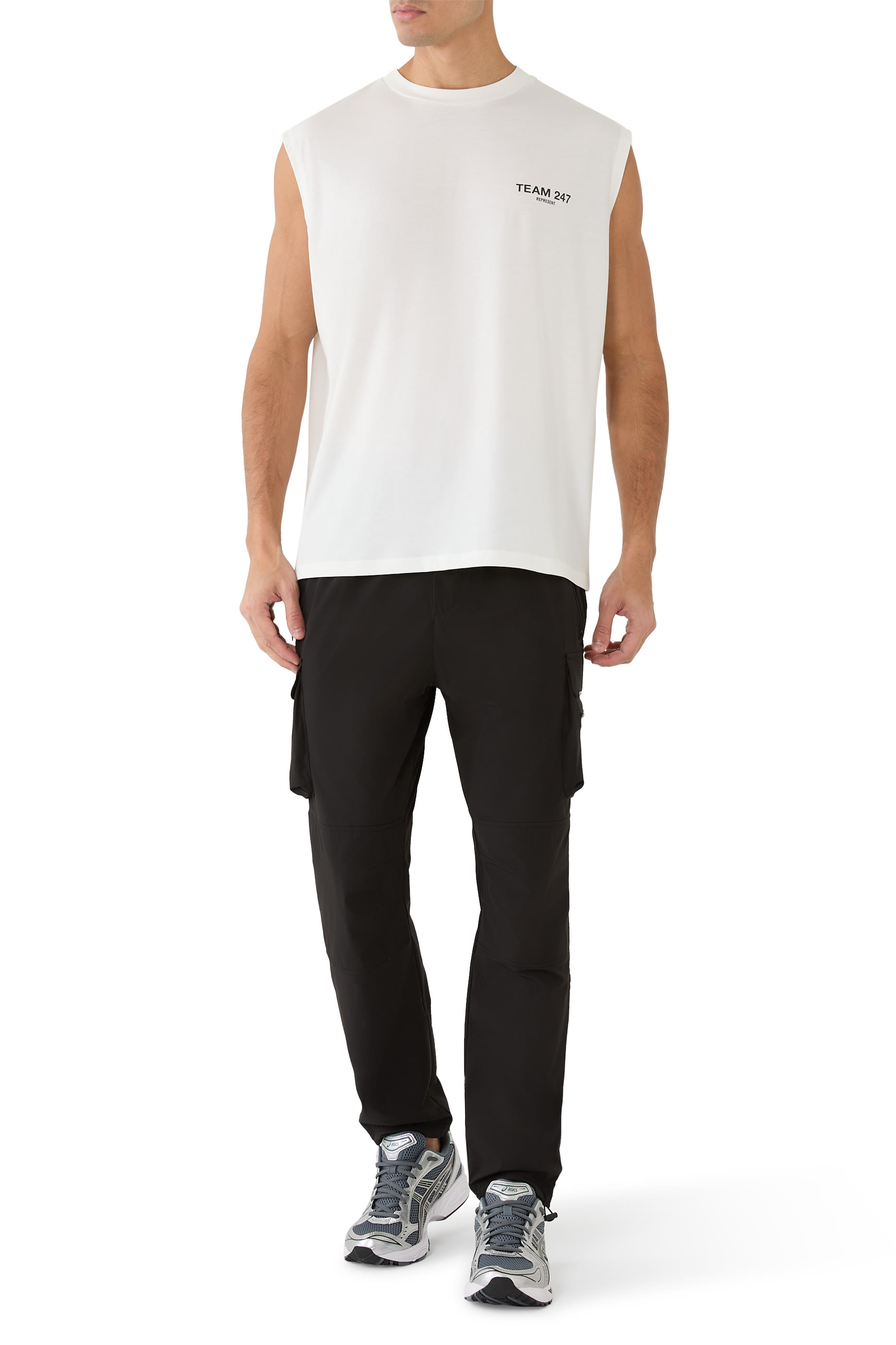 بلوزة بقصة فضفاضة بلا أكمام ونقشة تيم 247