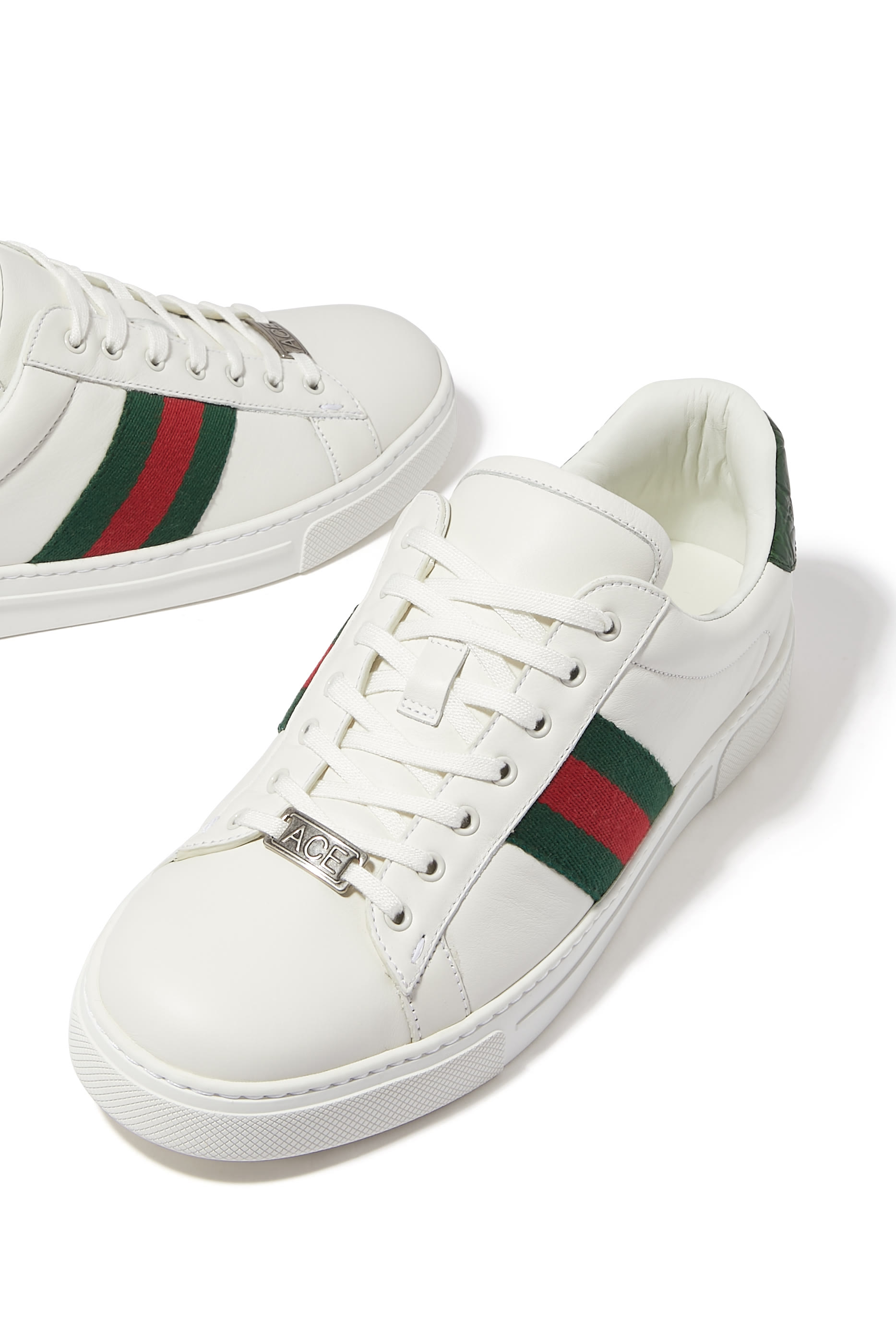 سنيكرز آيس جلد