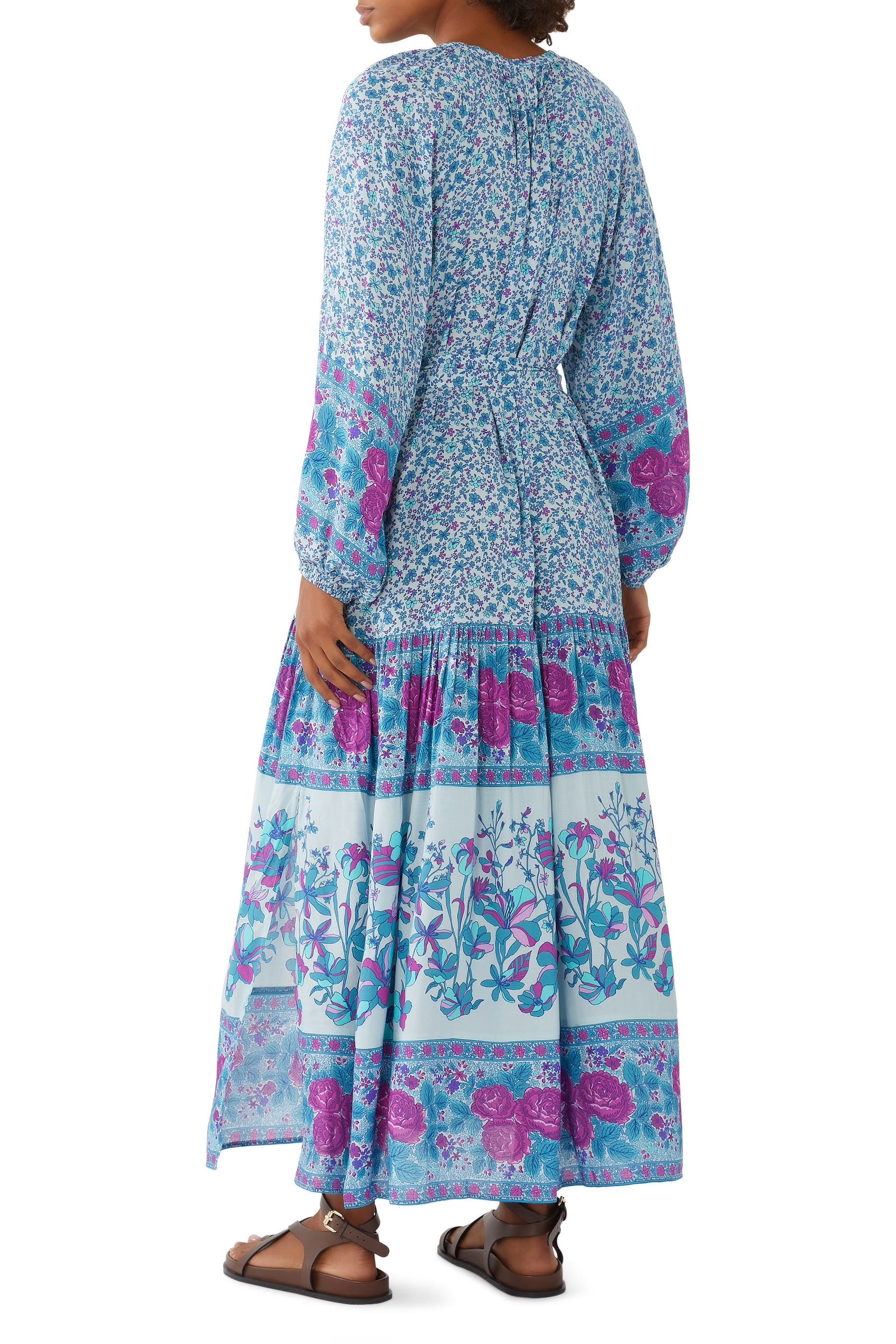 فستان لوف جيتي