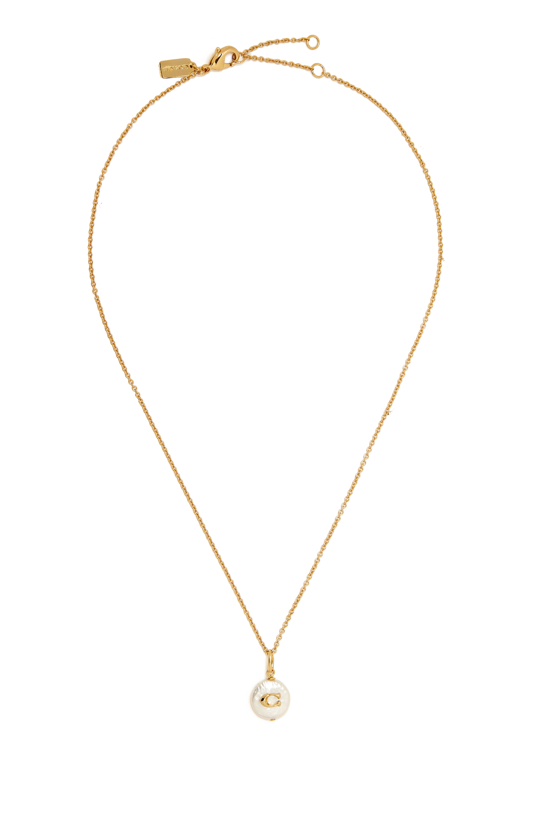 قلادة بدلاية بتصميم عملة معدنية مرصعة باللؤلؤ وحلية حرف شعار الماركة