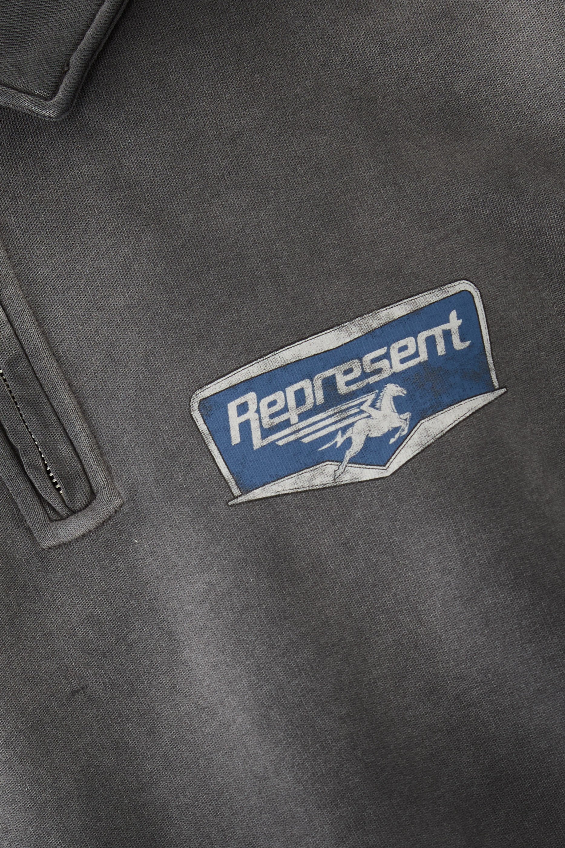 سويت شيرت ناثينج فاستر بربع سحاب