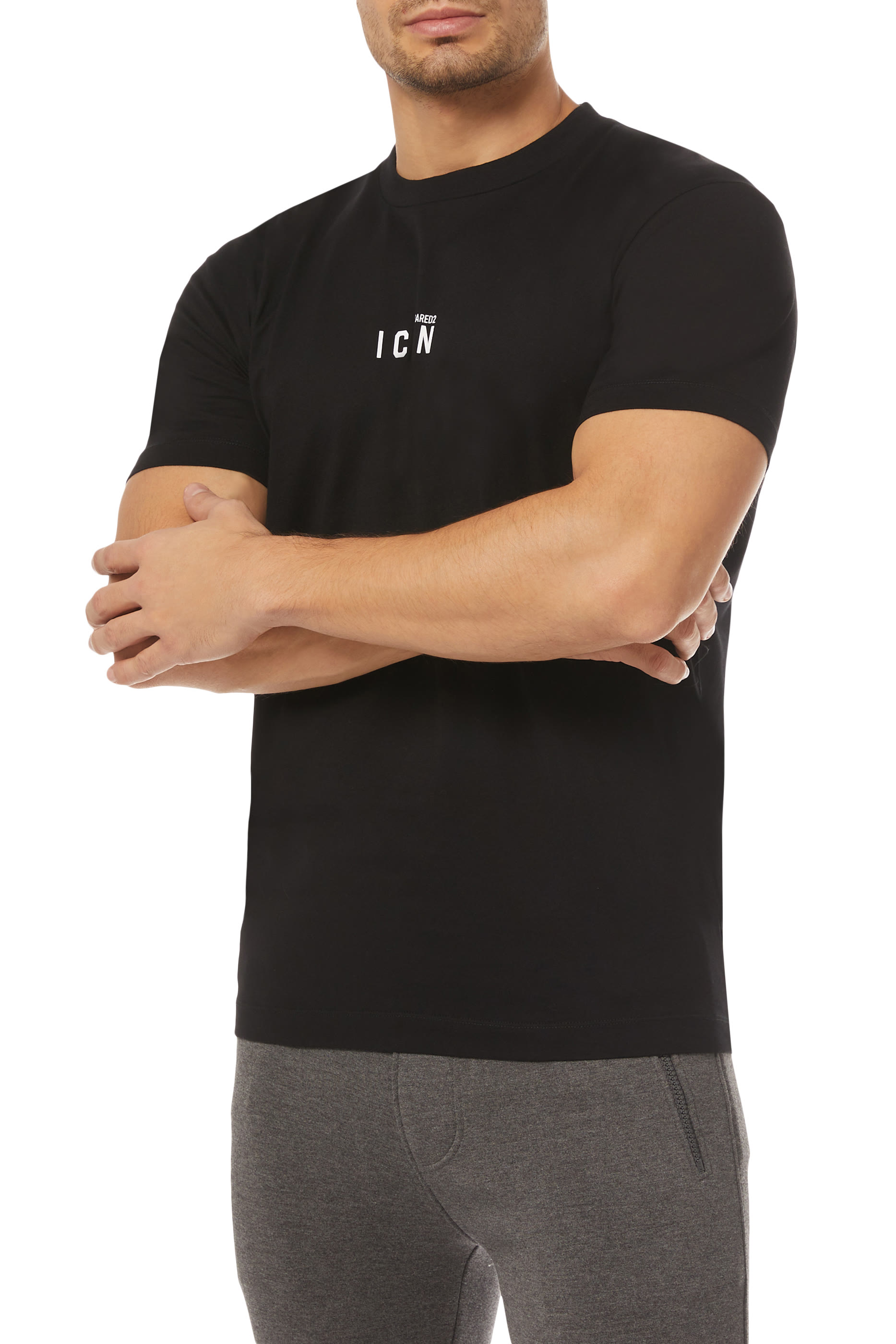 تيشيرت بطبعة شعار الماركة بحجم صغير