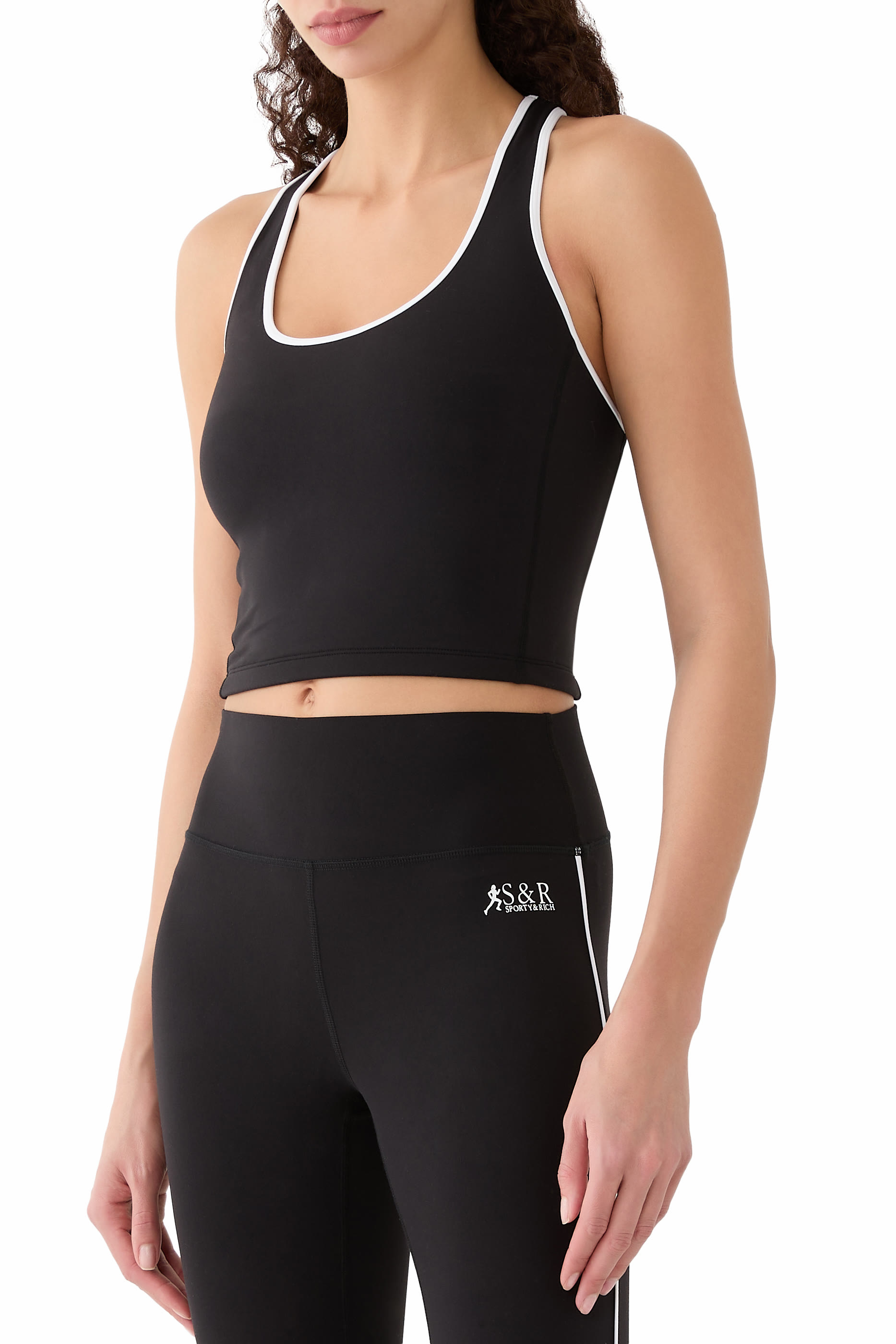 بلوزة رياضية بلا أكمام