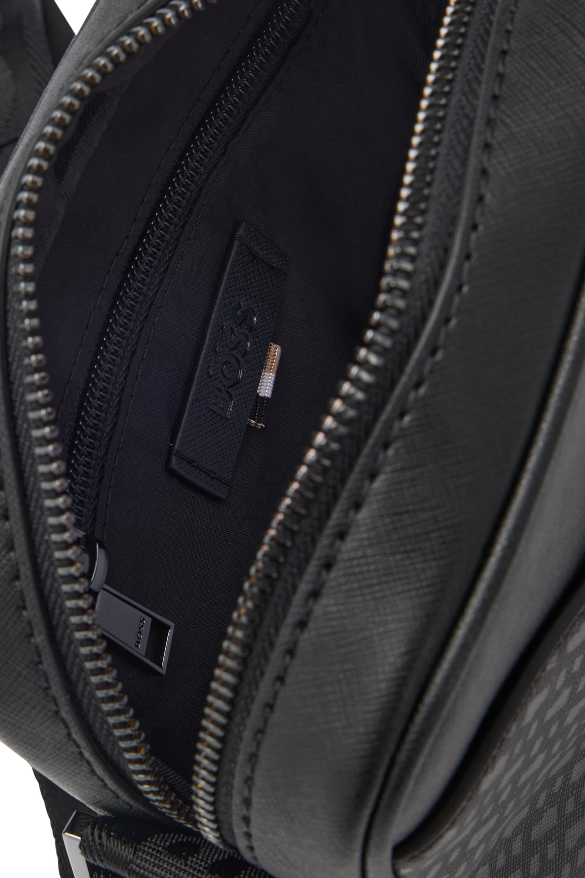 حقيبة ريبورتر زاير