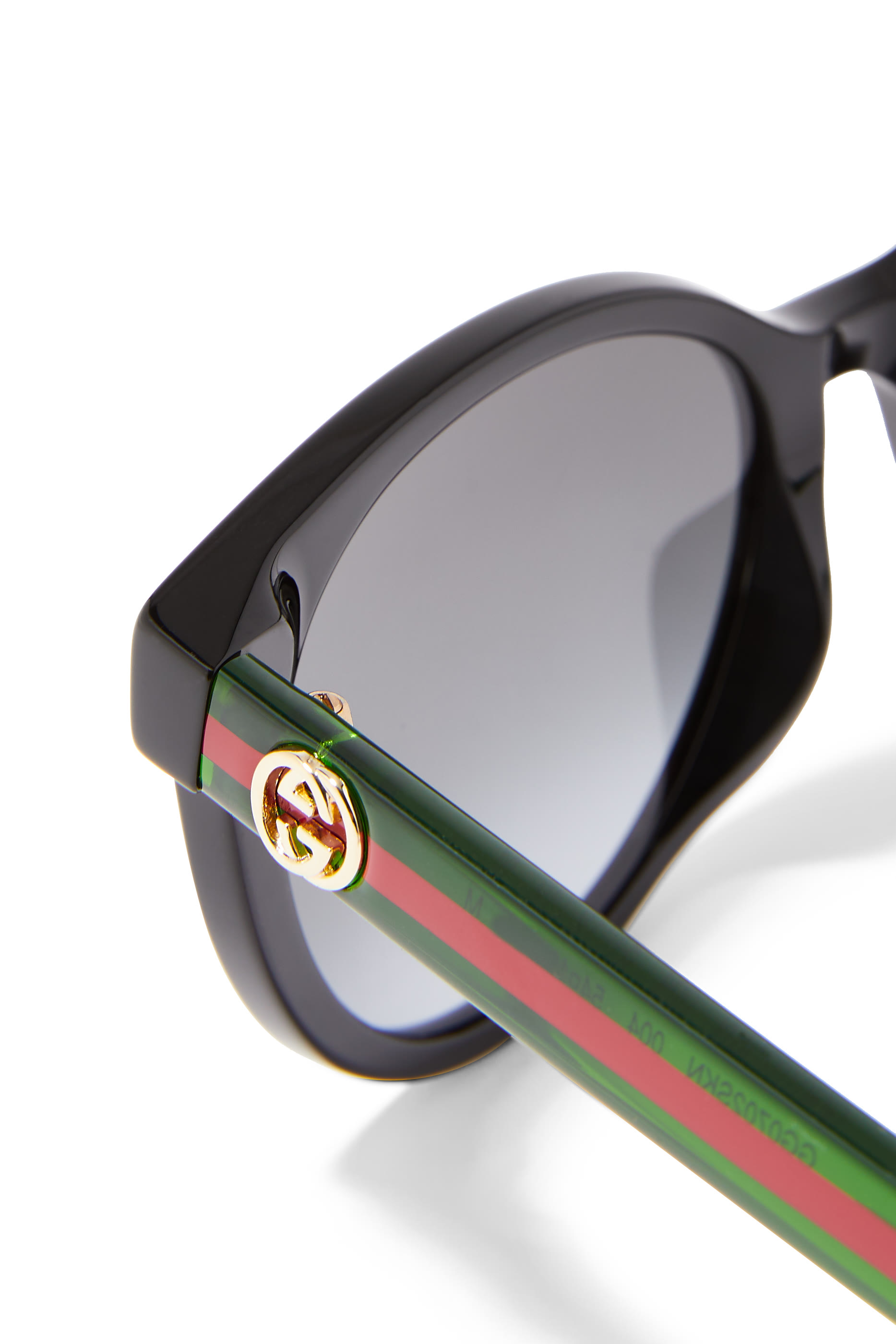 نظارات شمسية بإطار مستدير