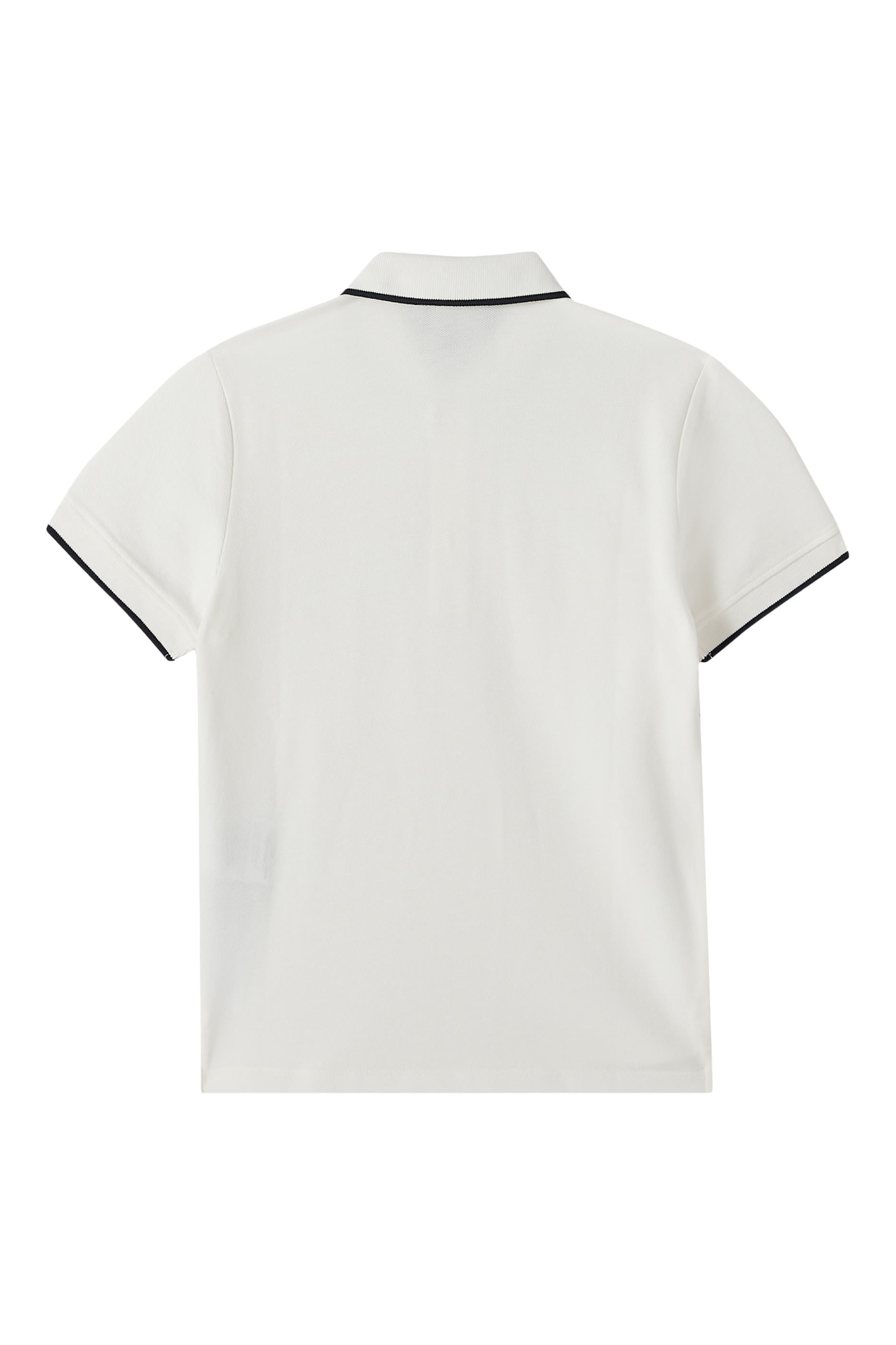 قميص بولو بأكمام قصيرة وشعار الماركة على الياقة للأطفال