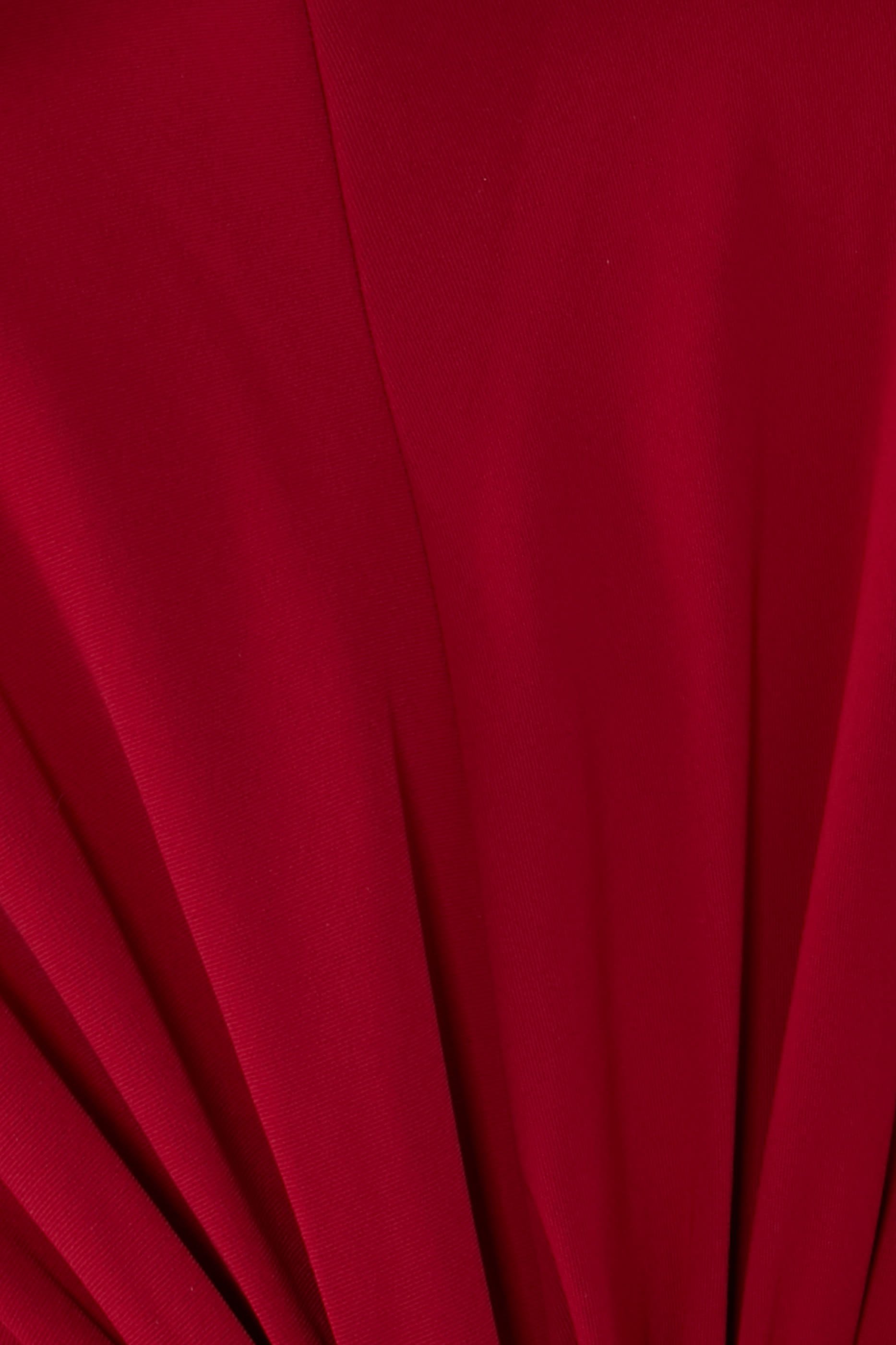 فستان هالا طويل