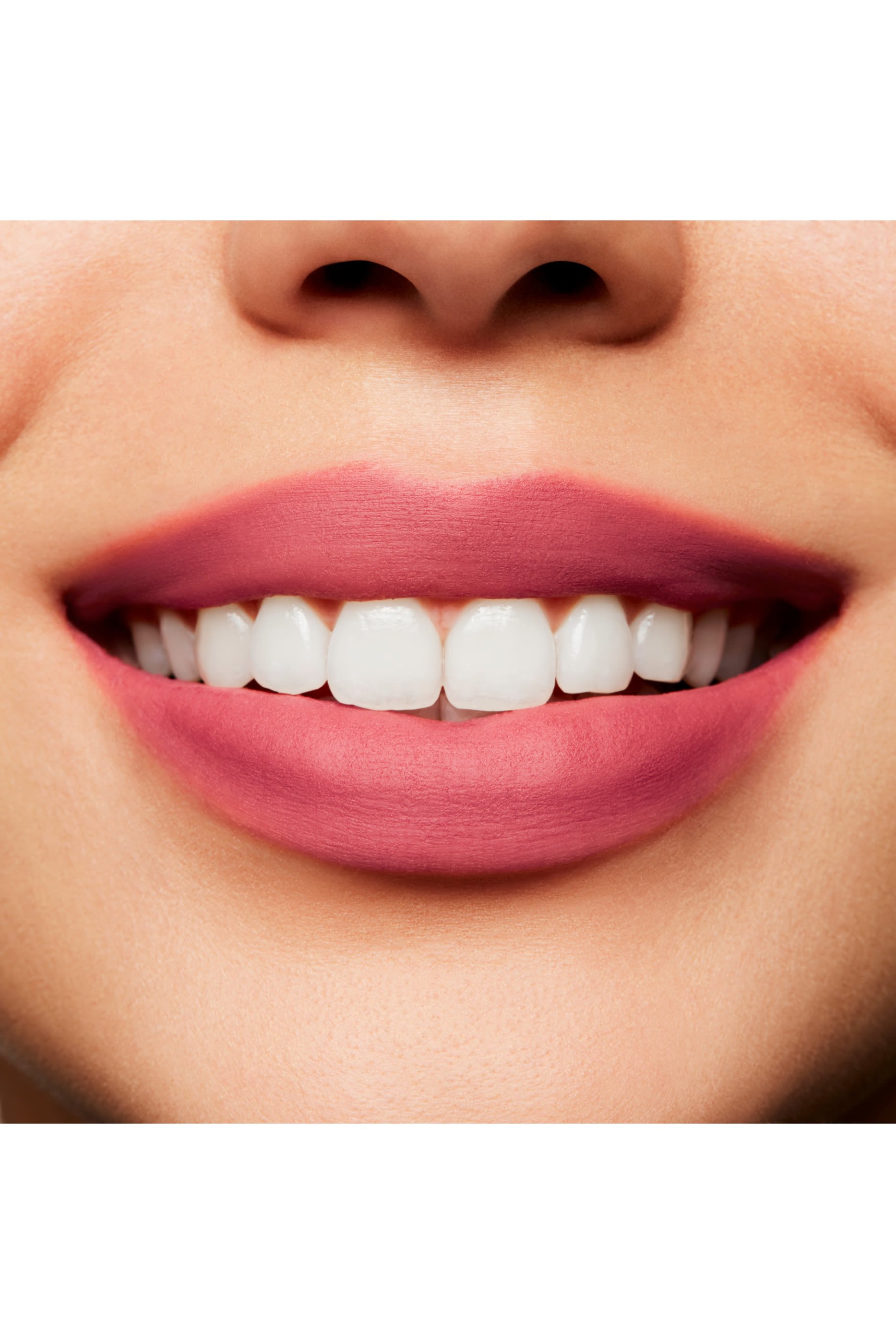 أحمر شفاه باودر كيس سائل