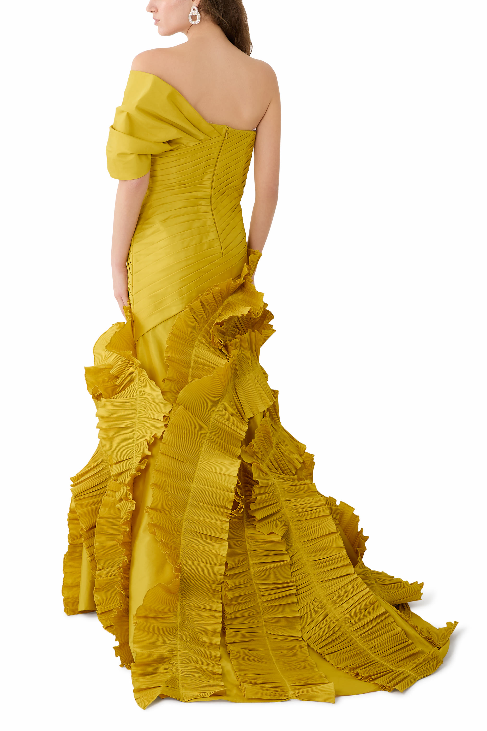 فستان سهرة بقصة ضيقة