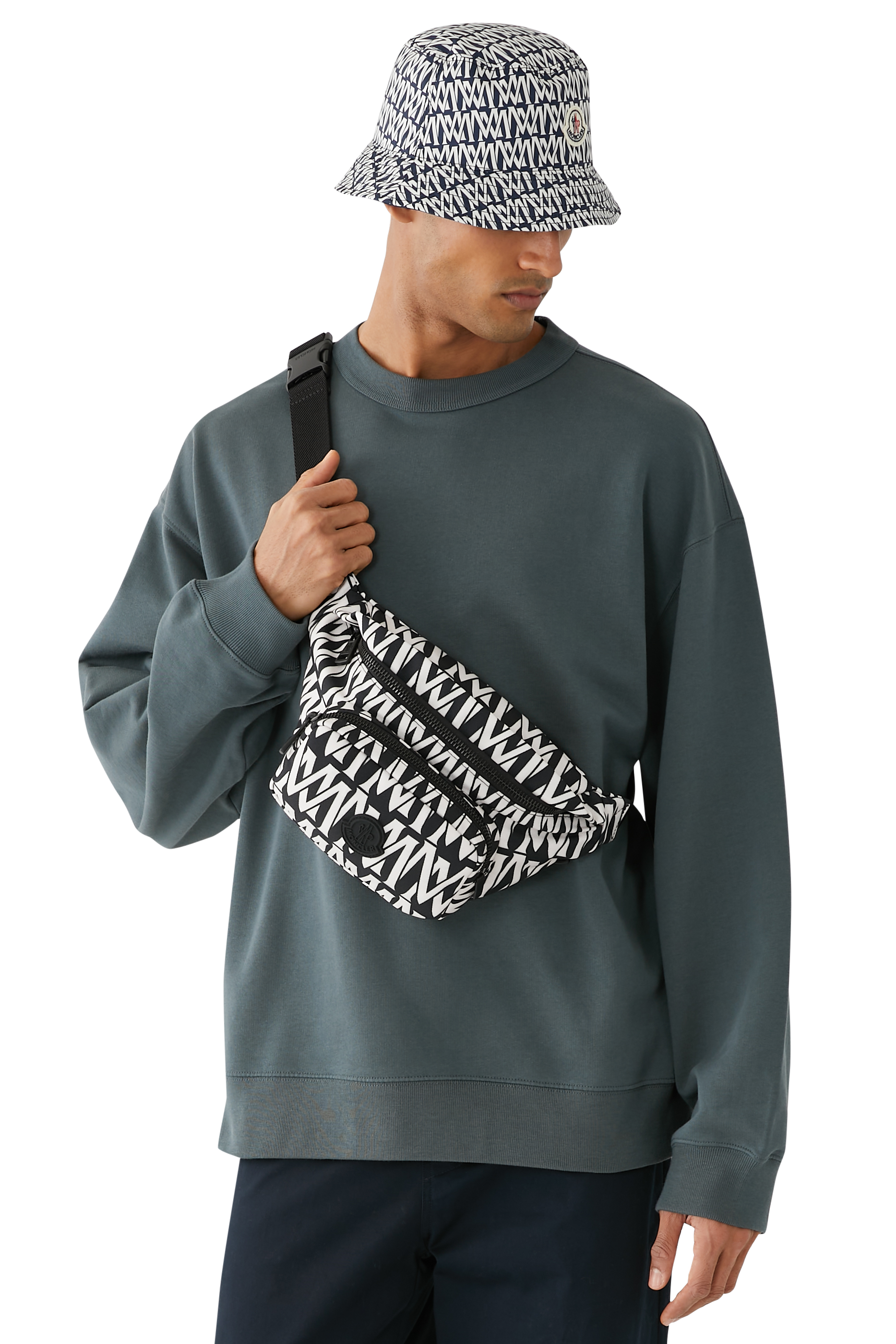 قبعة باكيت بتصميم وجهين