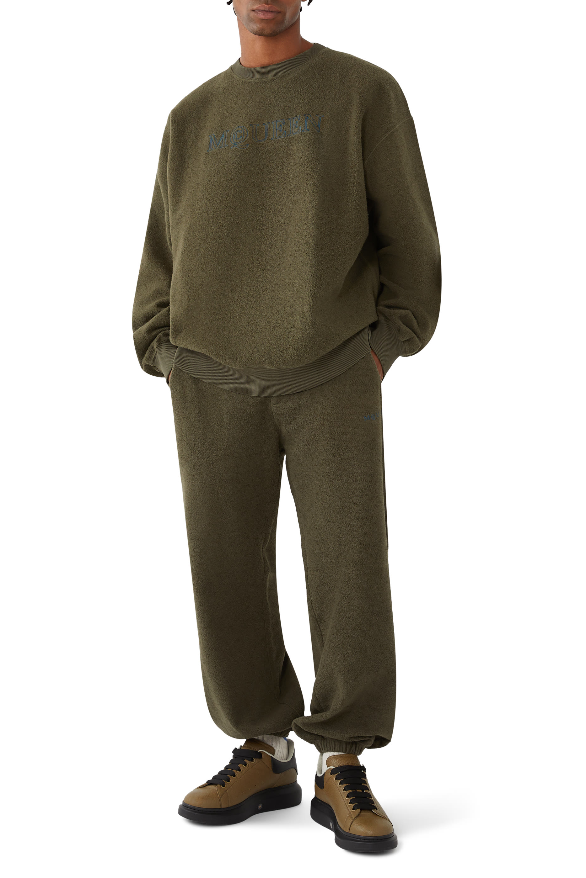 سنيكرز بنعل سميك