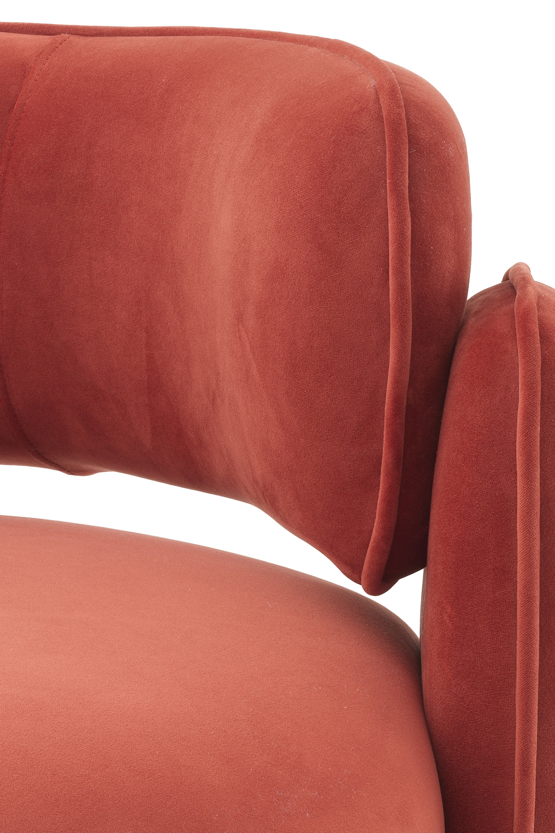 كرسي تشابلين بمسند ذراعين مخمل