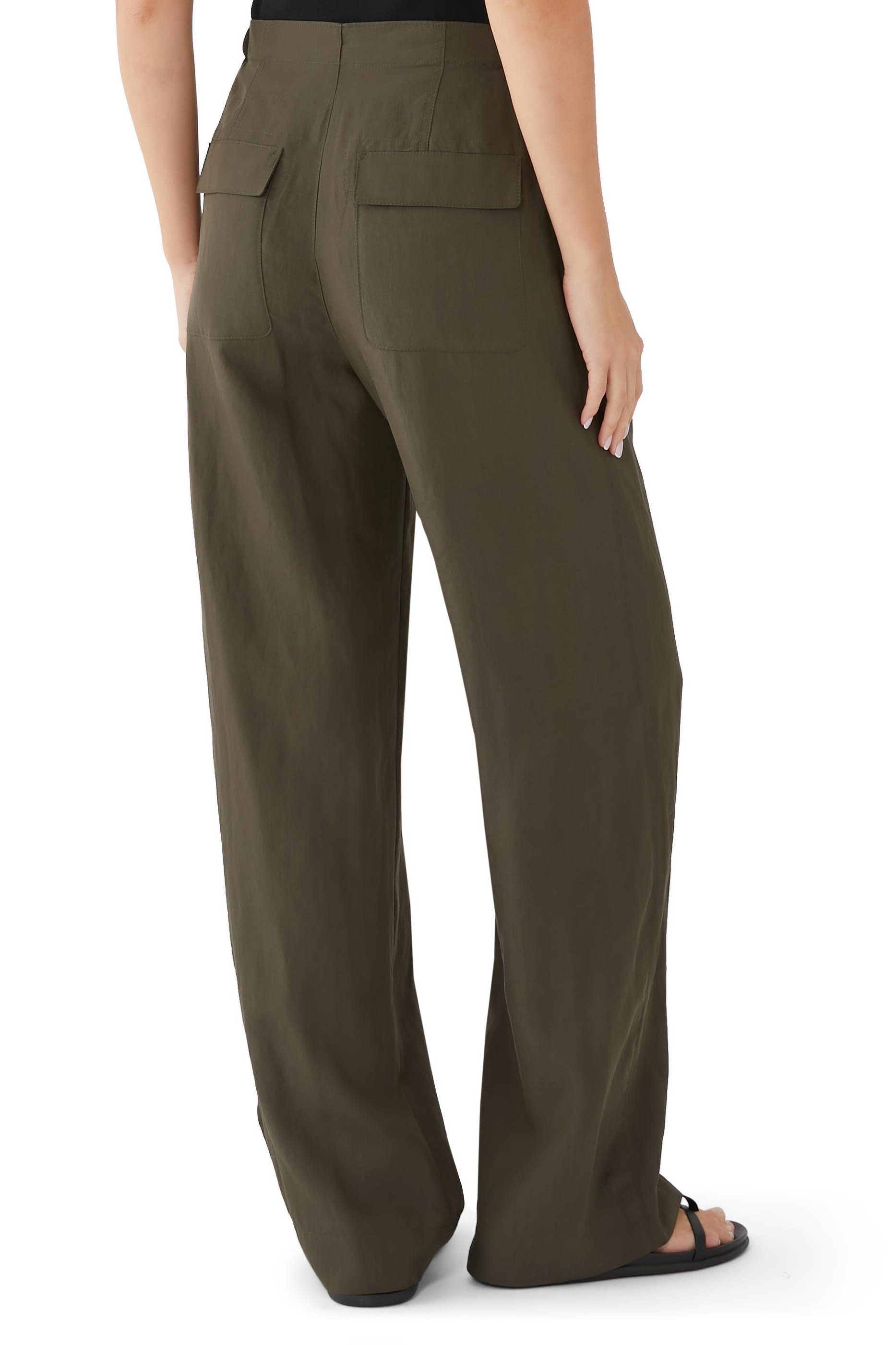 بنطال عملي بخصر متوسط الإرتفاع ورباط تضييق