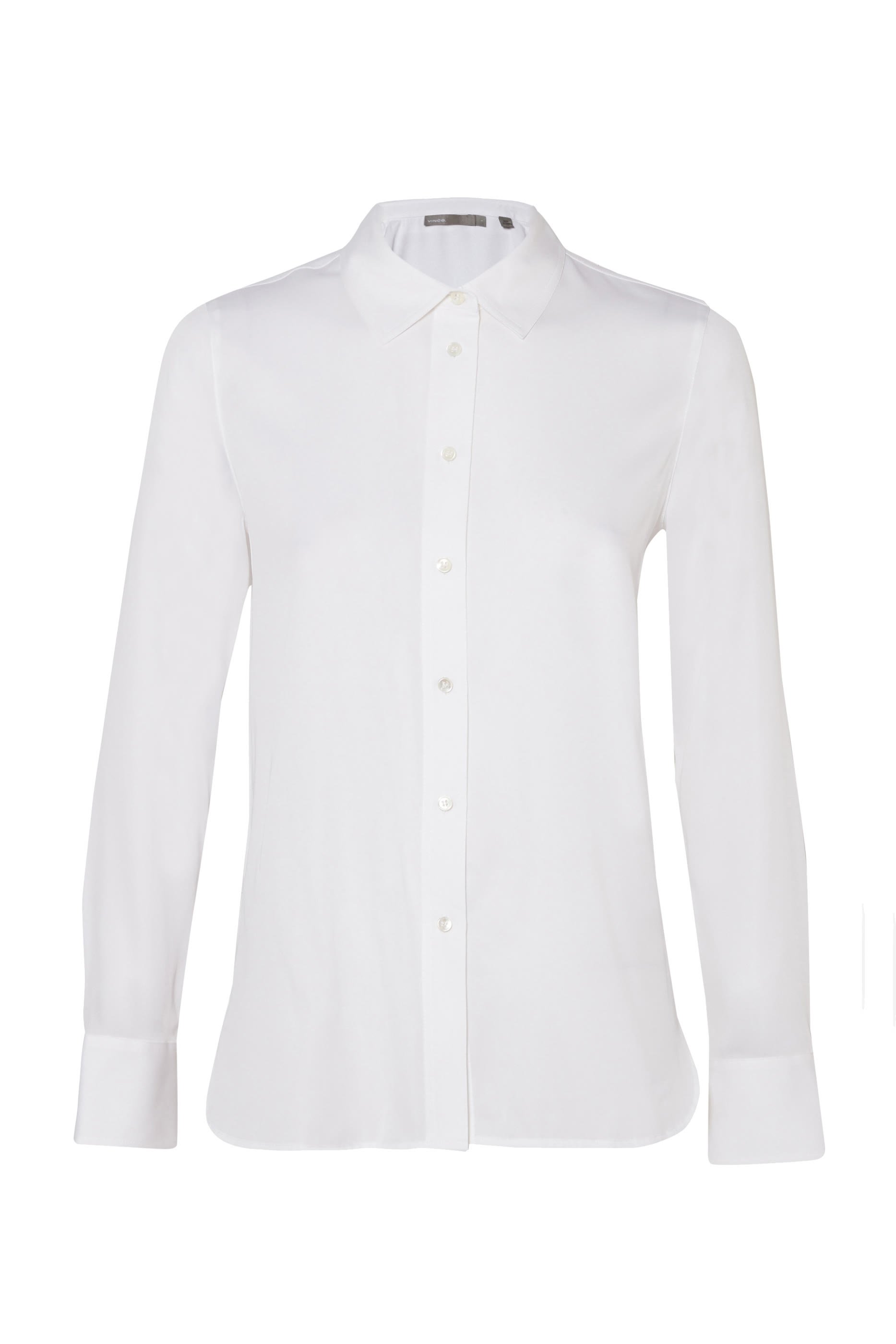 بلوزة حرير بقصة ضيقة