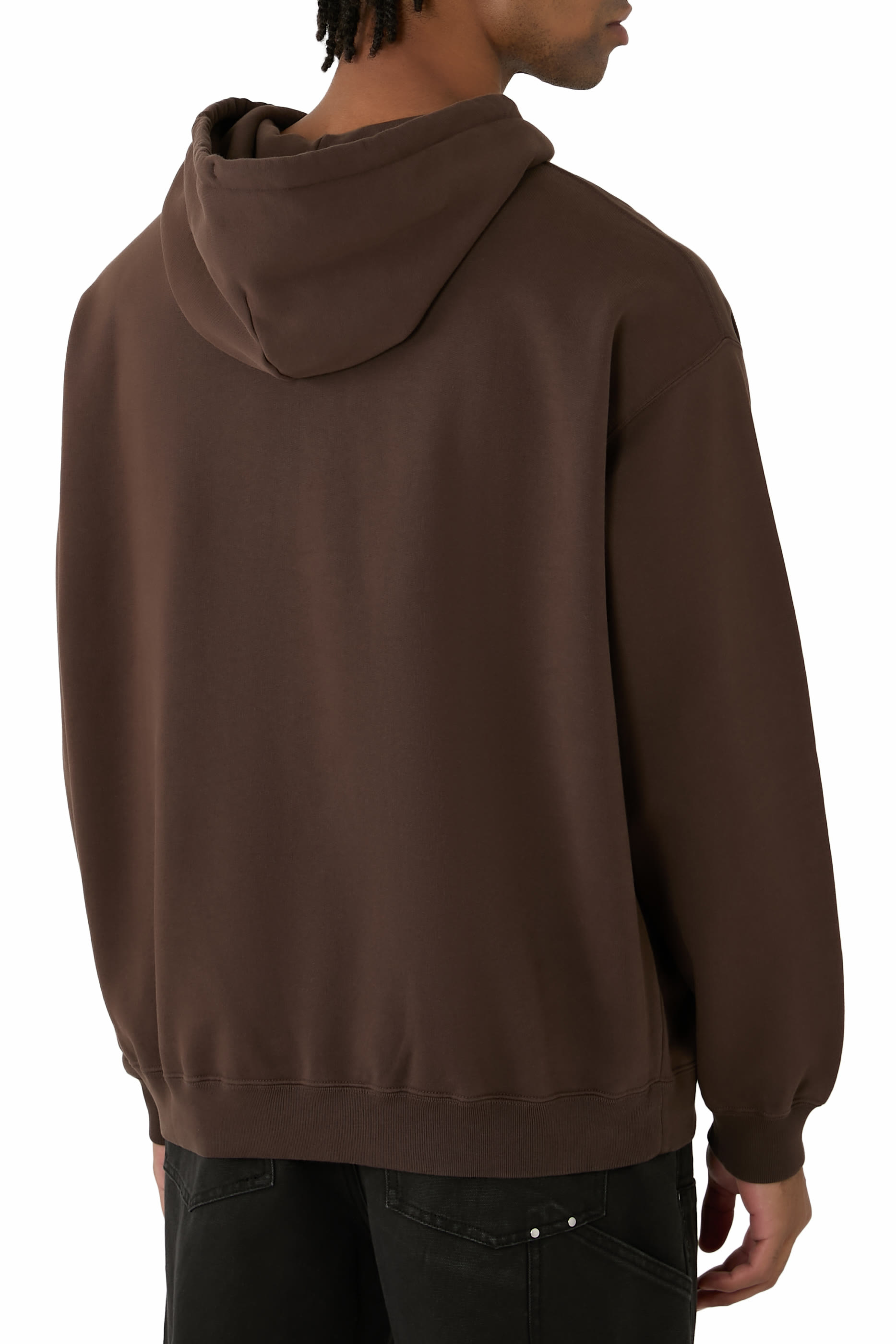 هودي هوف بملصق شعار الماركة