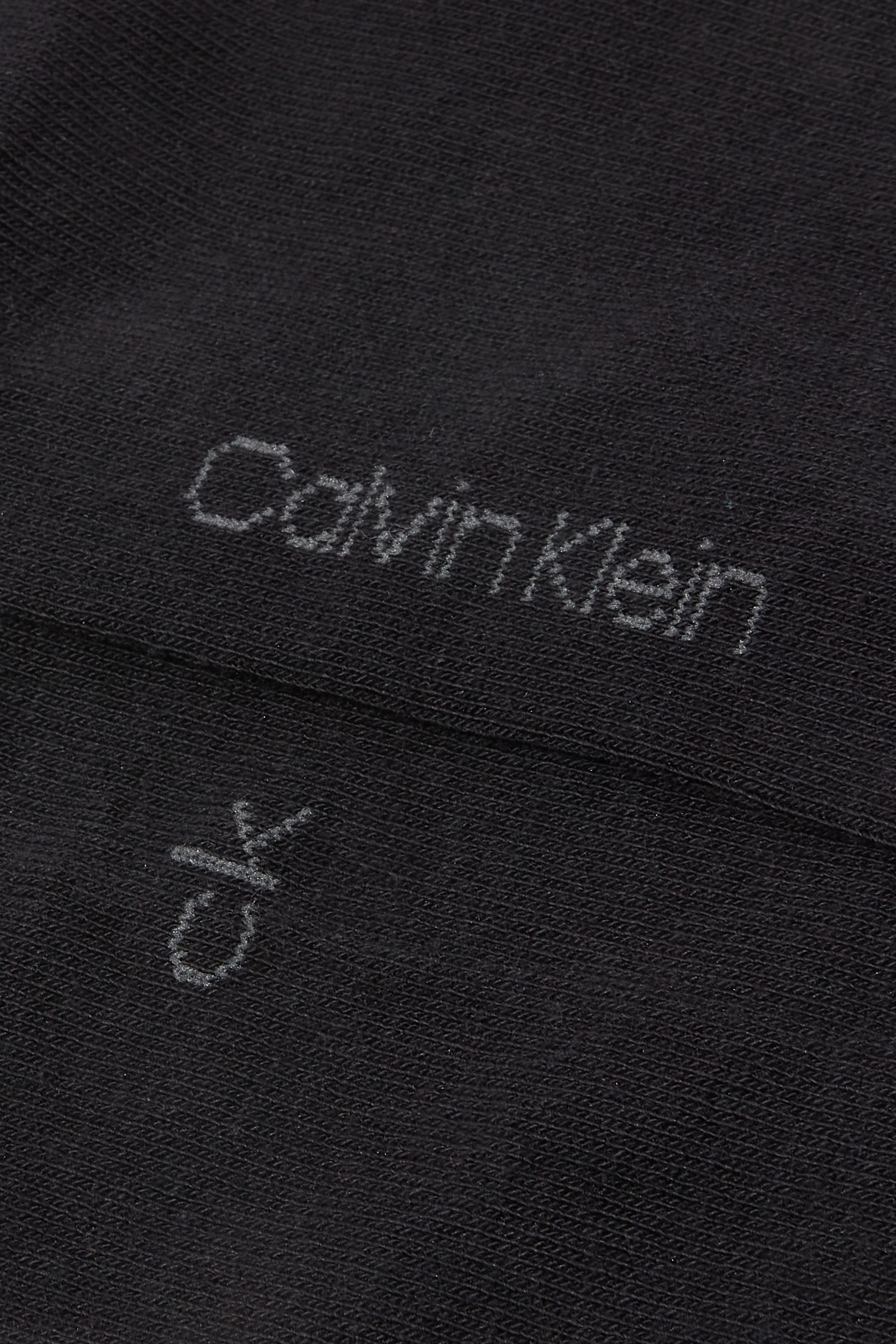 جوارب متوسطة الطول مزينة بشعار الماركة، قطعتين