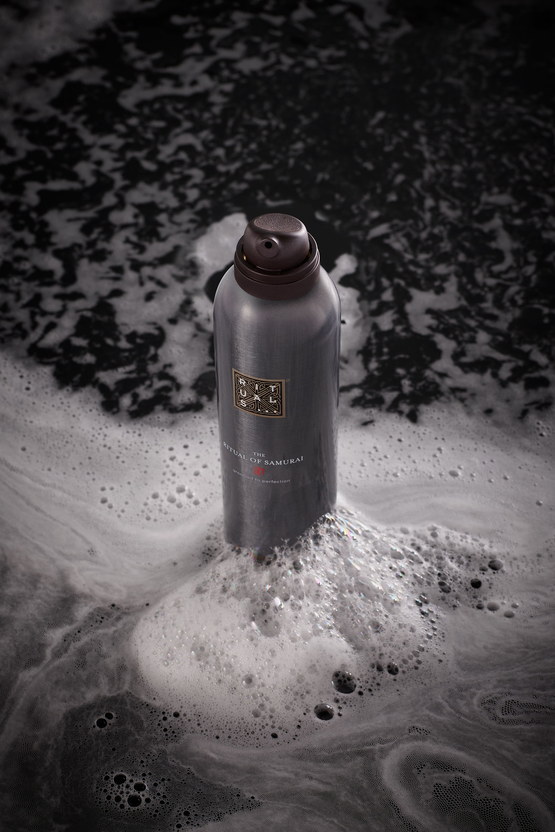 شاور جل رغوي للرجال