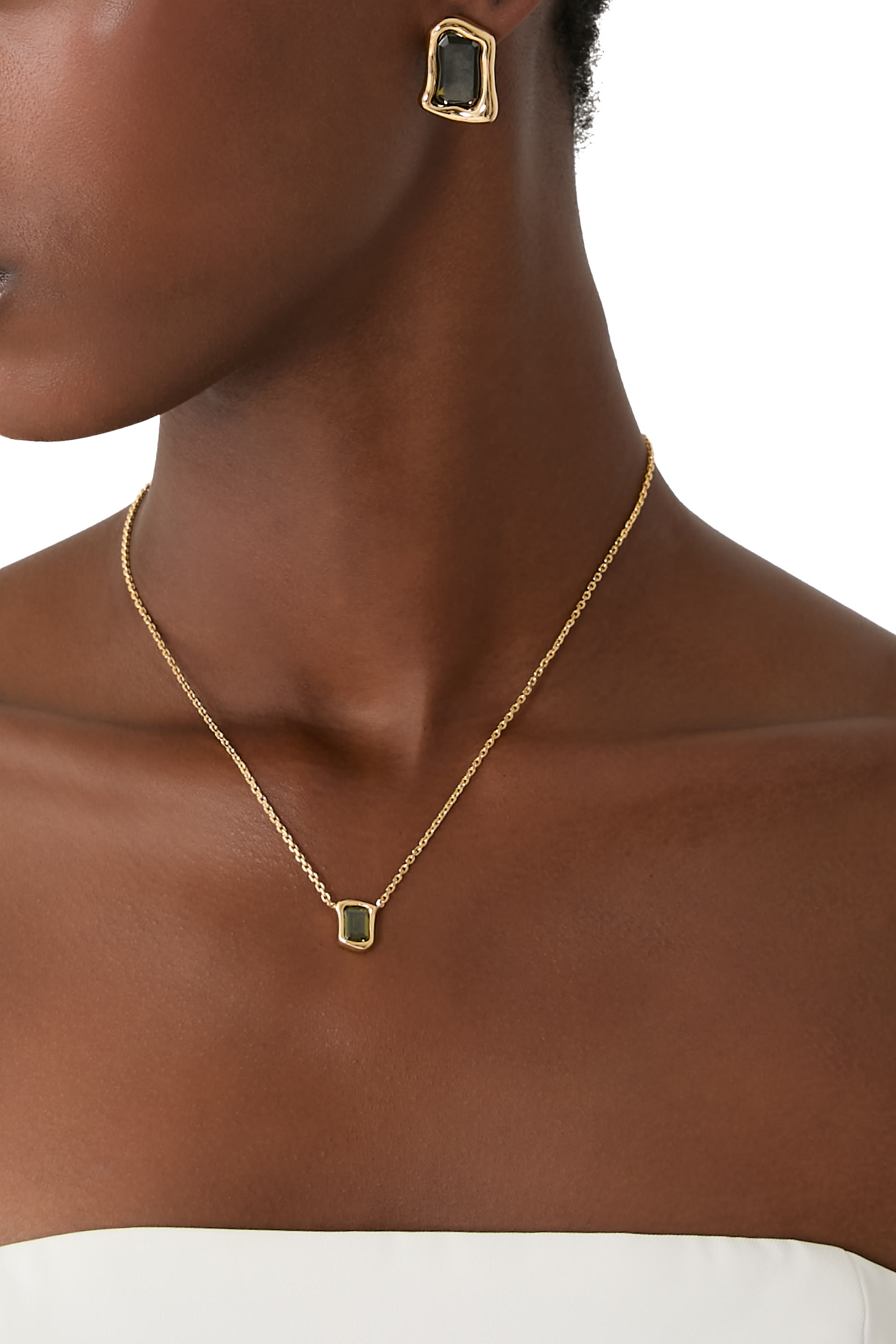 أقراط مولتن بحجر زجاجي