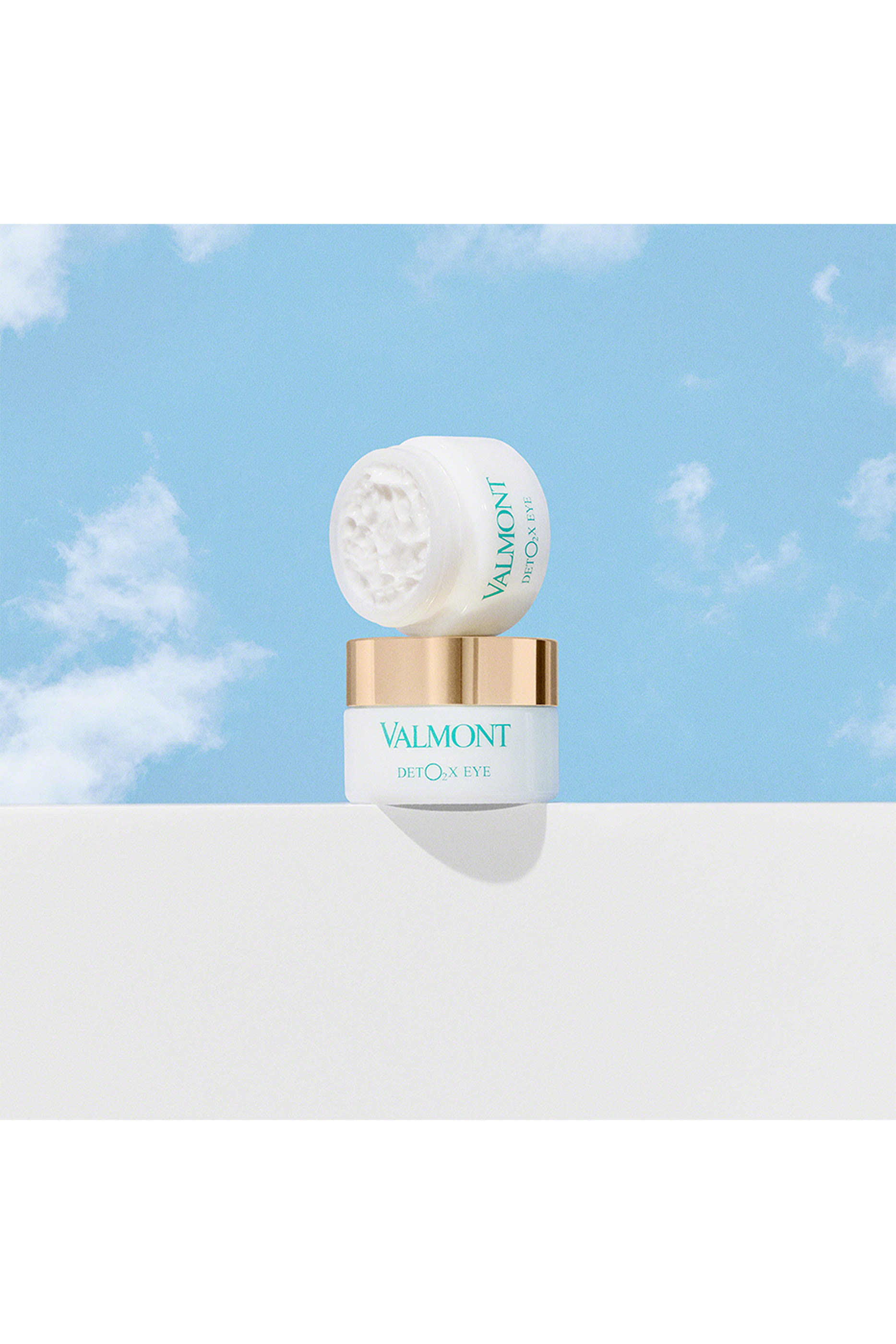 كريم العين ديتوكس بالأكسجين