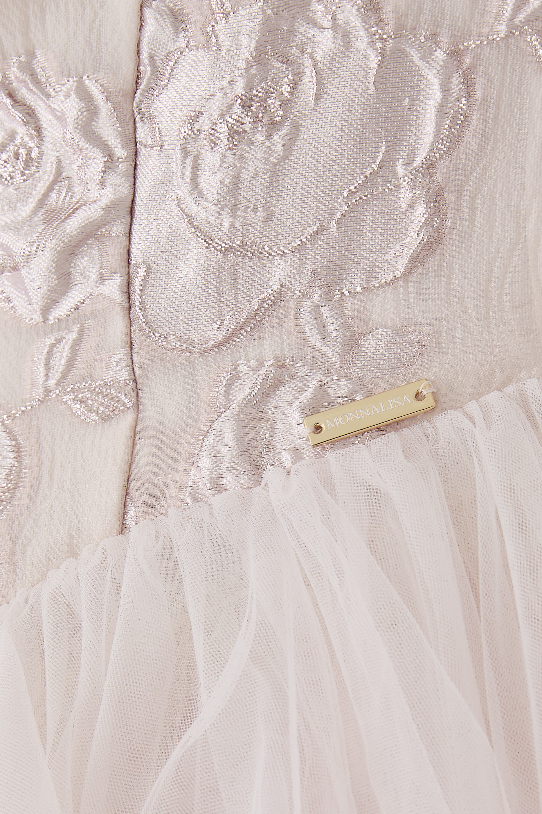 فستان برانسس بنقشة ورود جاكار