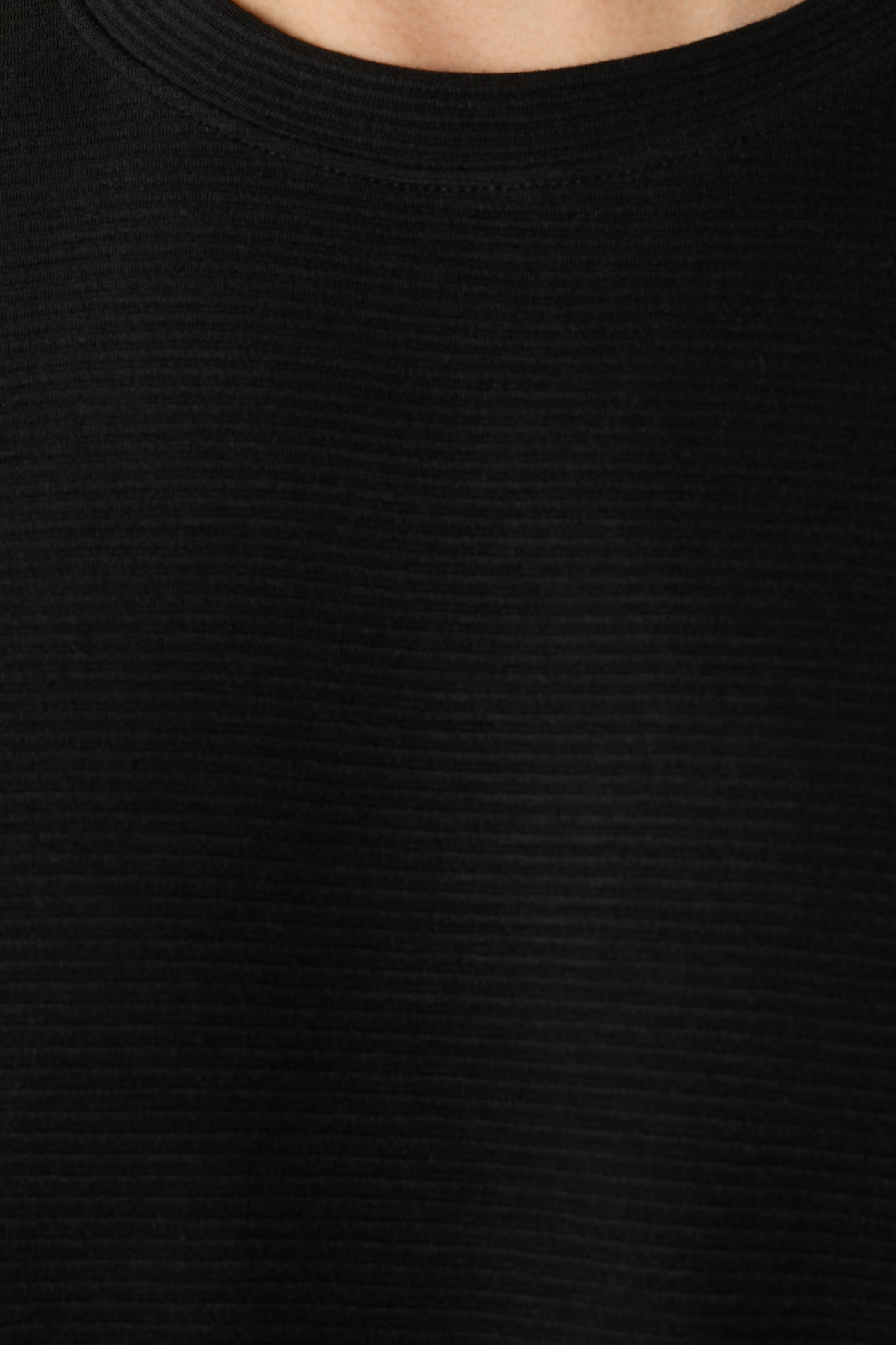 تيشيرت ديلروي