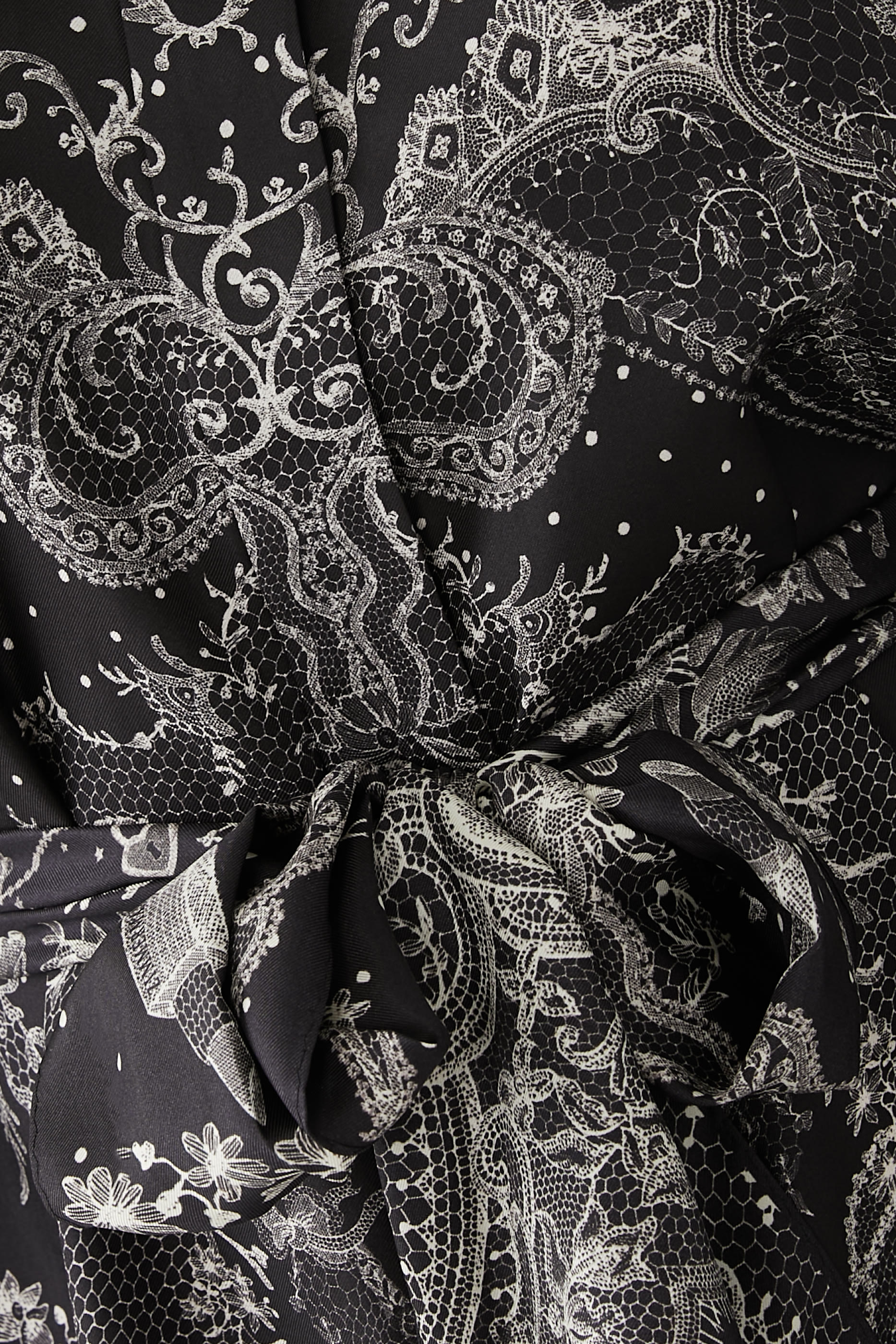 فستان كراش بتصميم قميص متوسط الطول