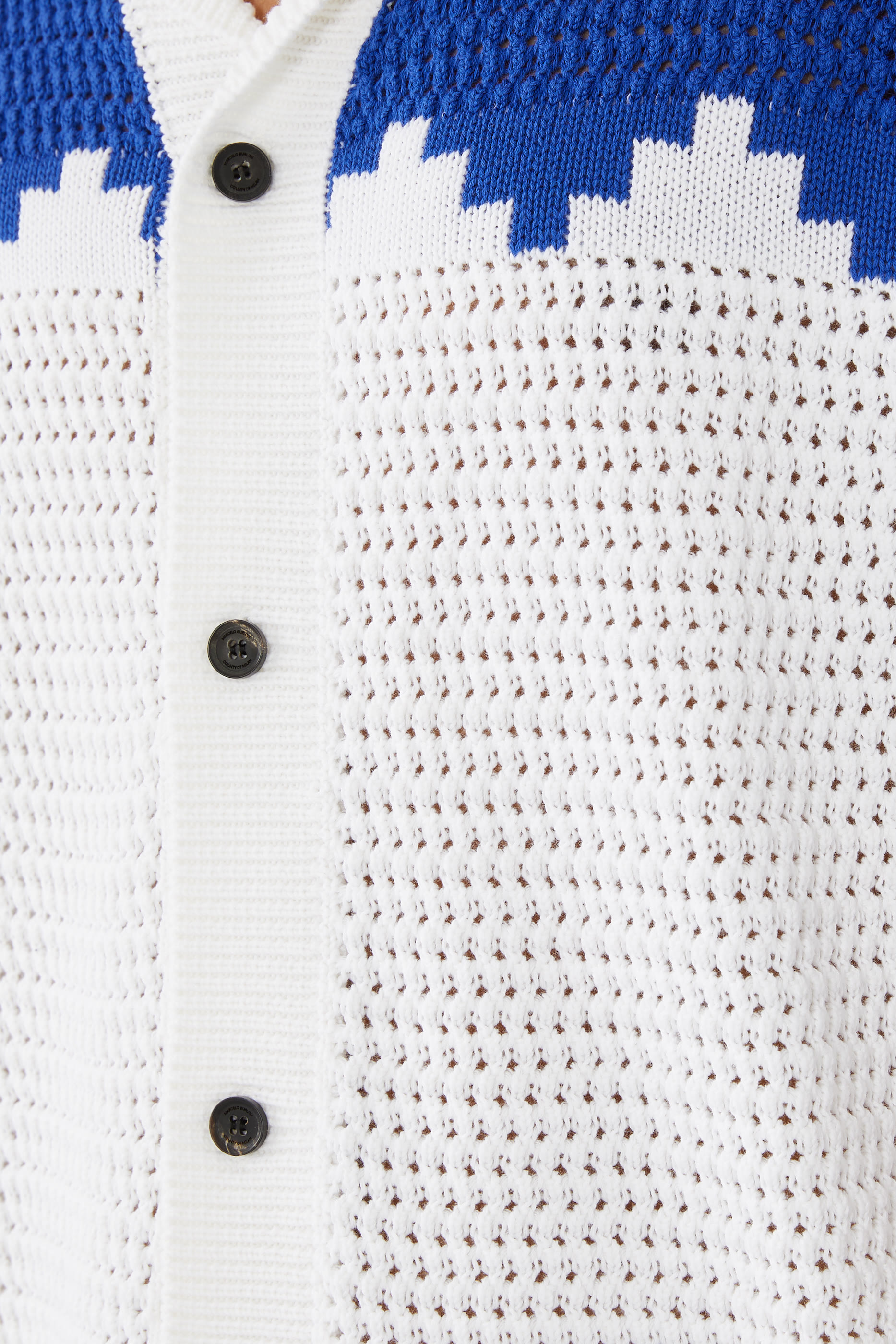 قميص بولو نسيج كروشيه بشعار الماركة