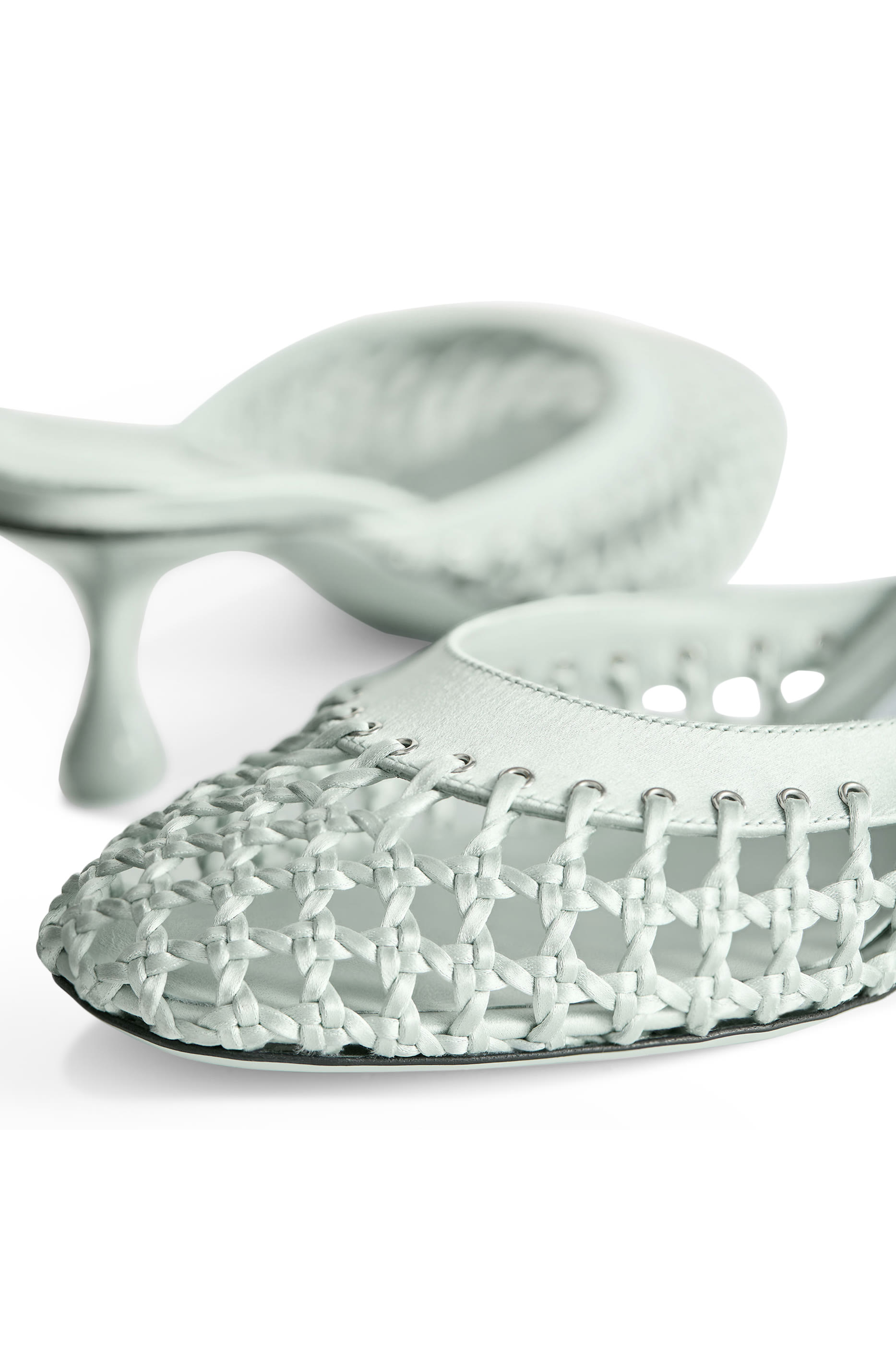 حذاء بيكسي منسوج 50 مفتوح من الخلف