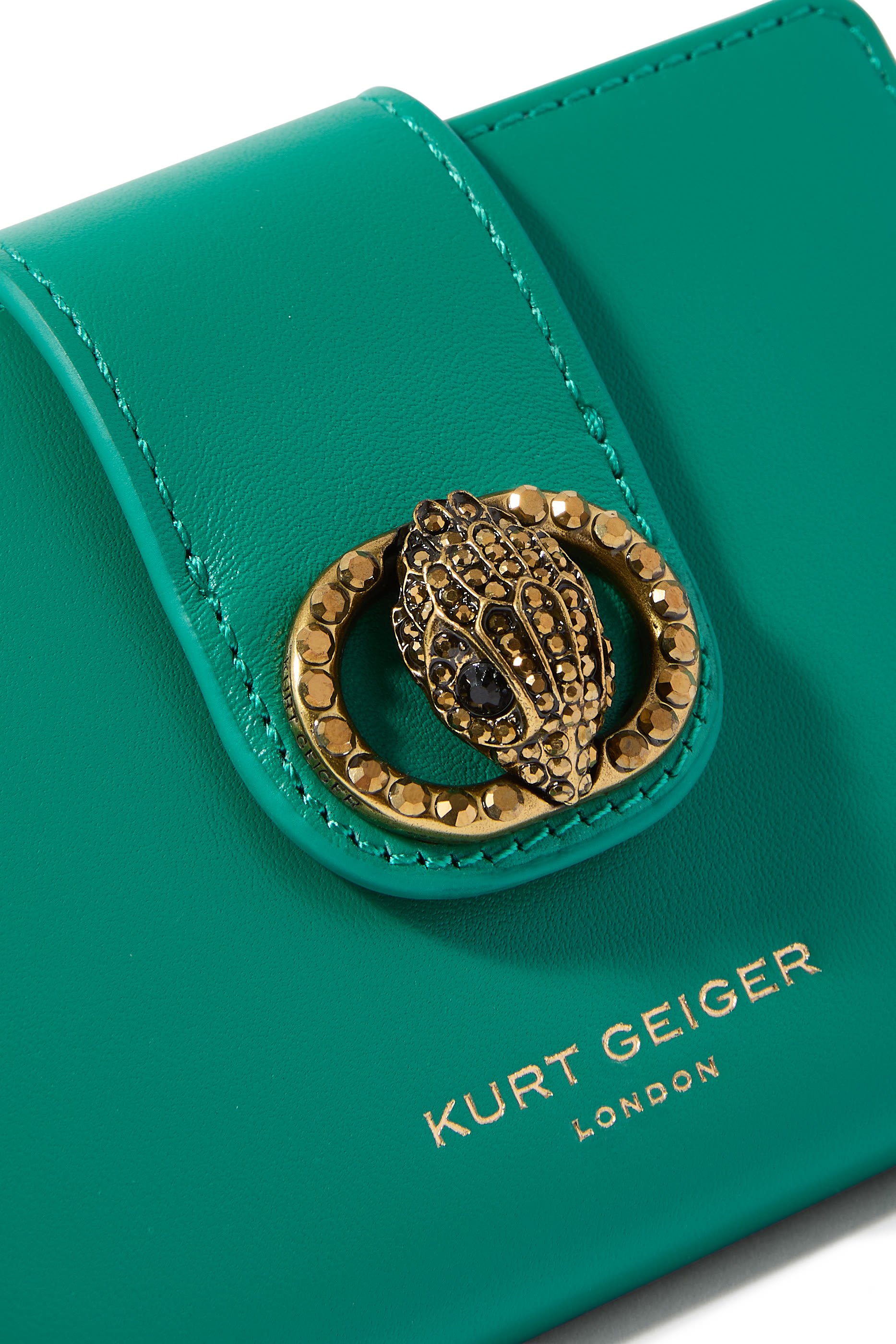 محفظة تشيلسي بتصميم قابل للطي