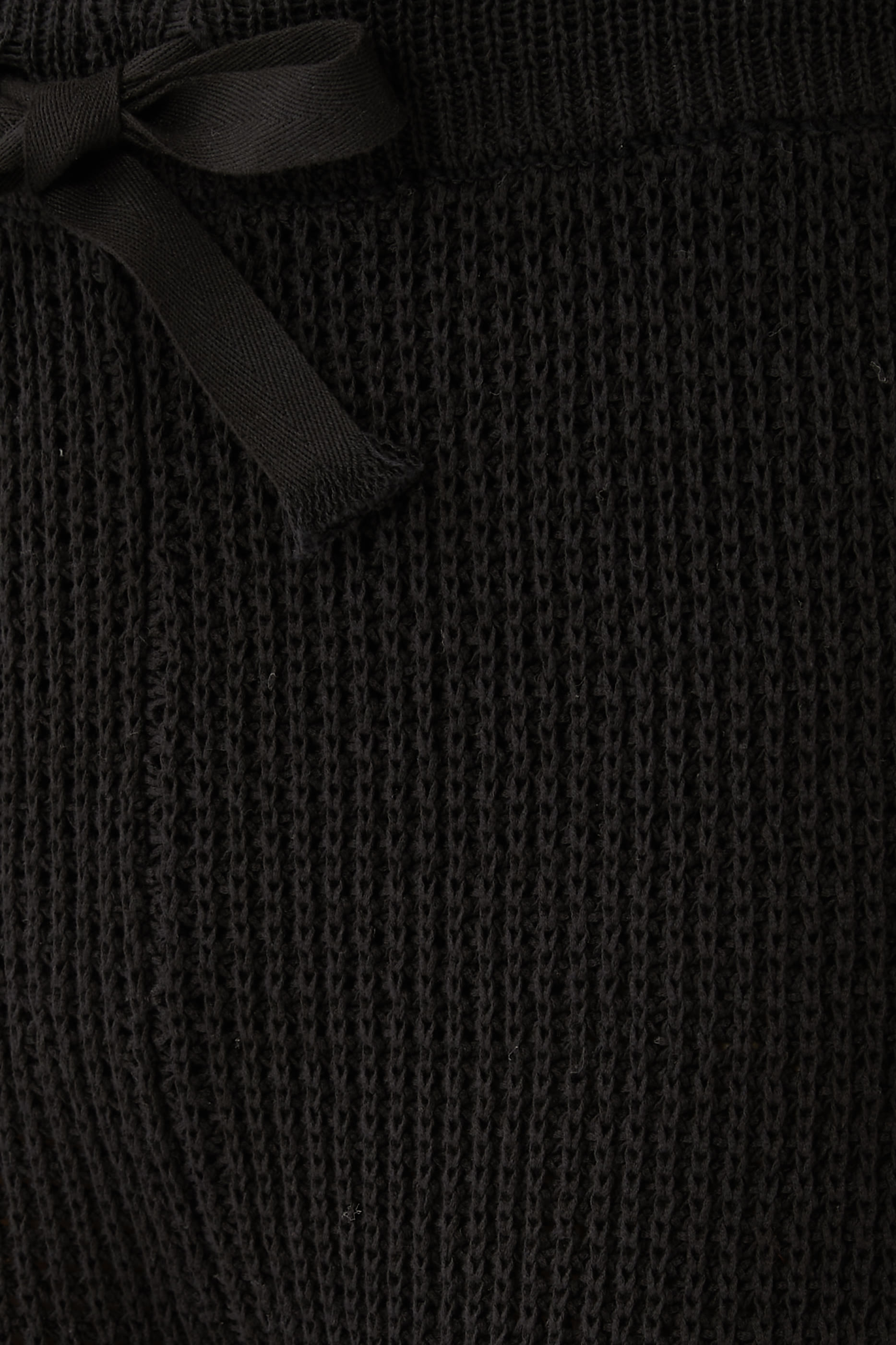 شورت نسيج مفتوح