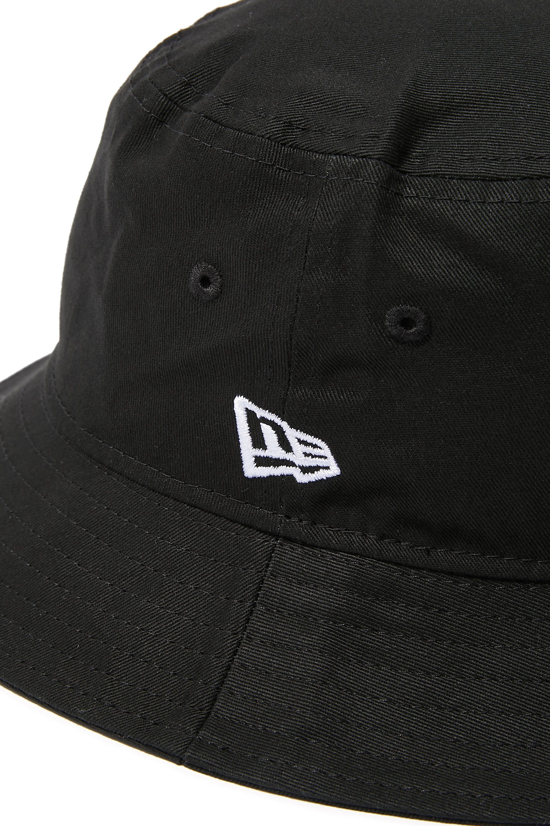 قبعة باكيت ايسنشل