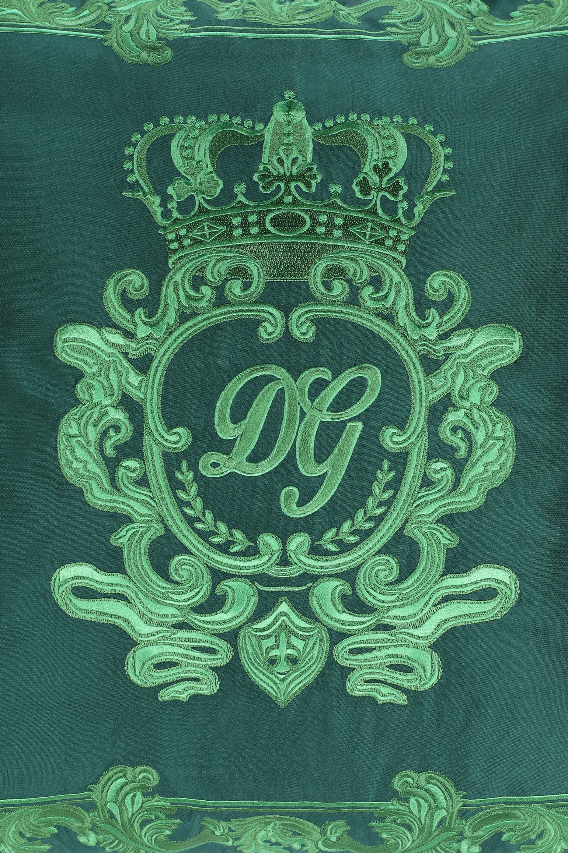 وسادة متوسطة حرير ميكادو