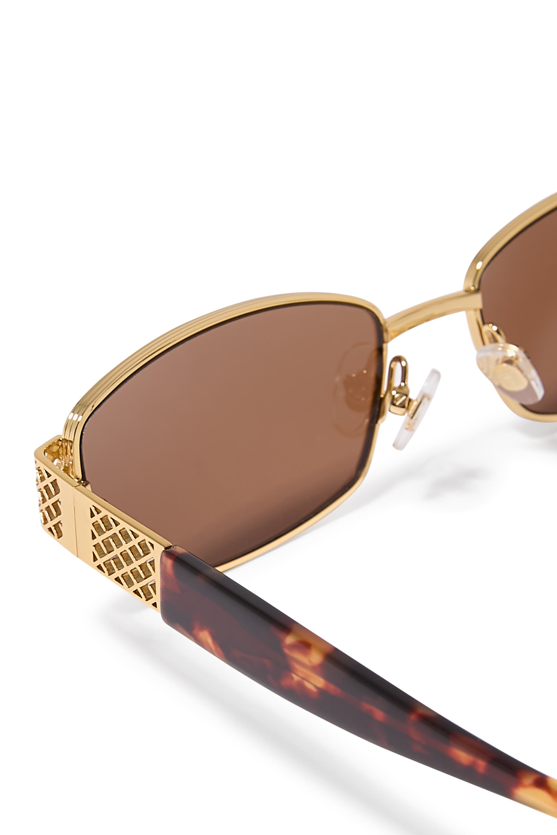 نظارة شمسية نات