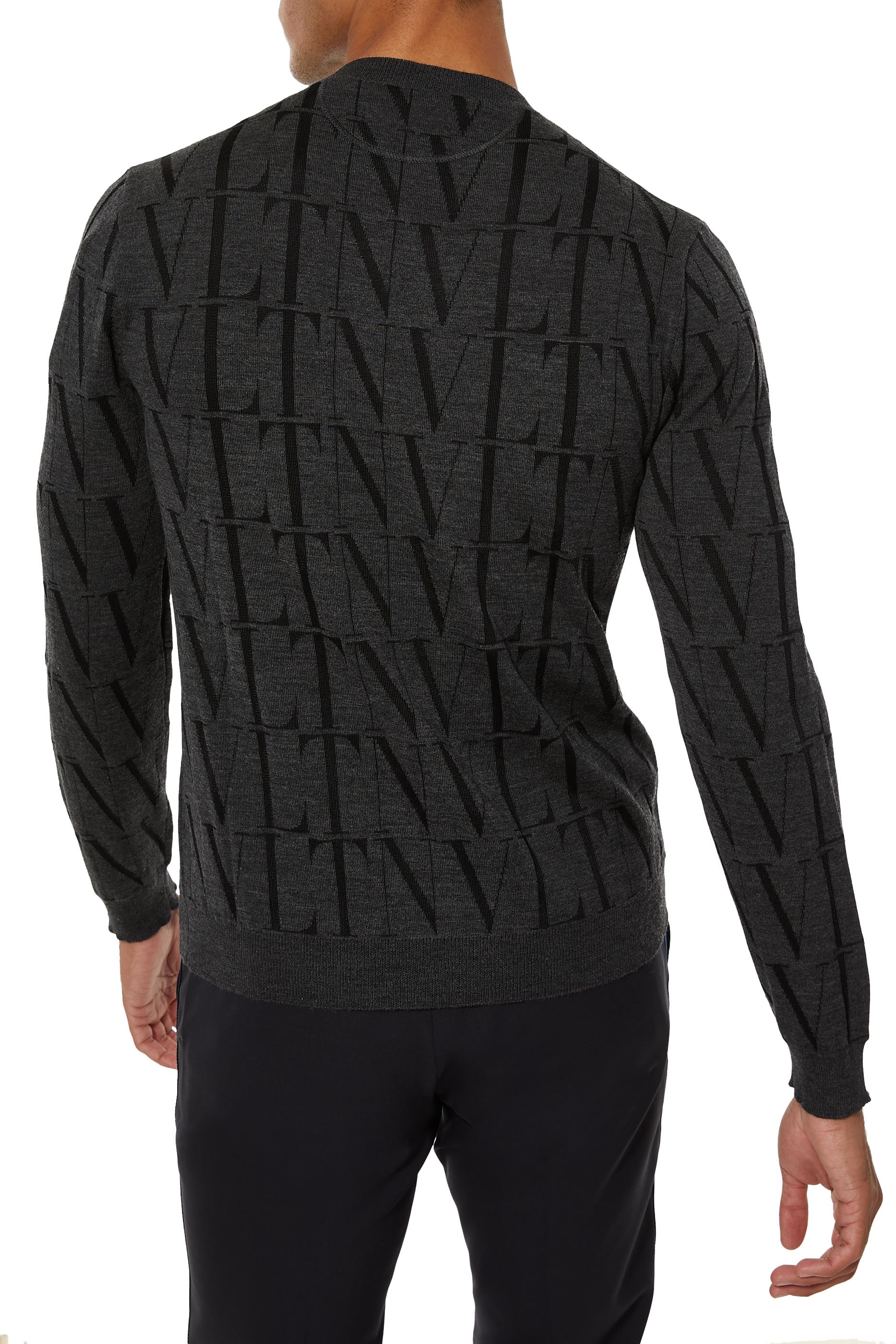 كنزة جيرسيه بشعار VLTN