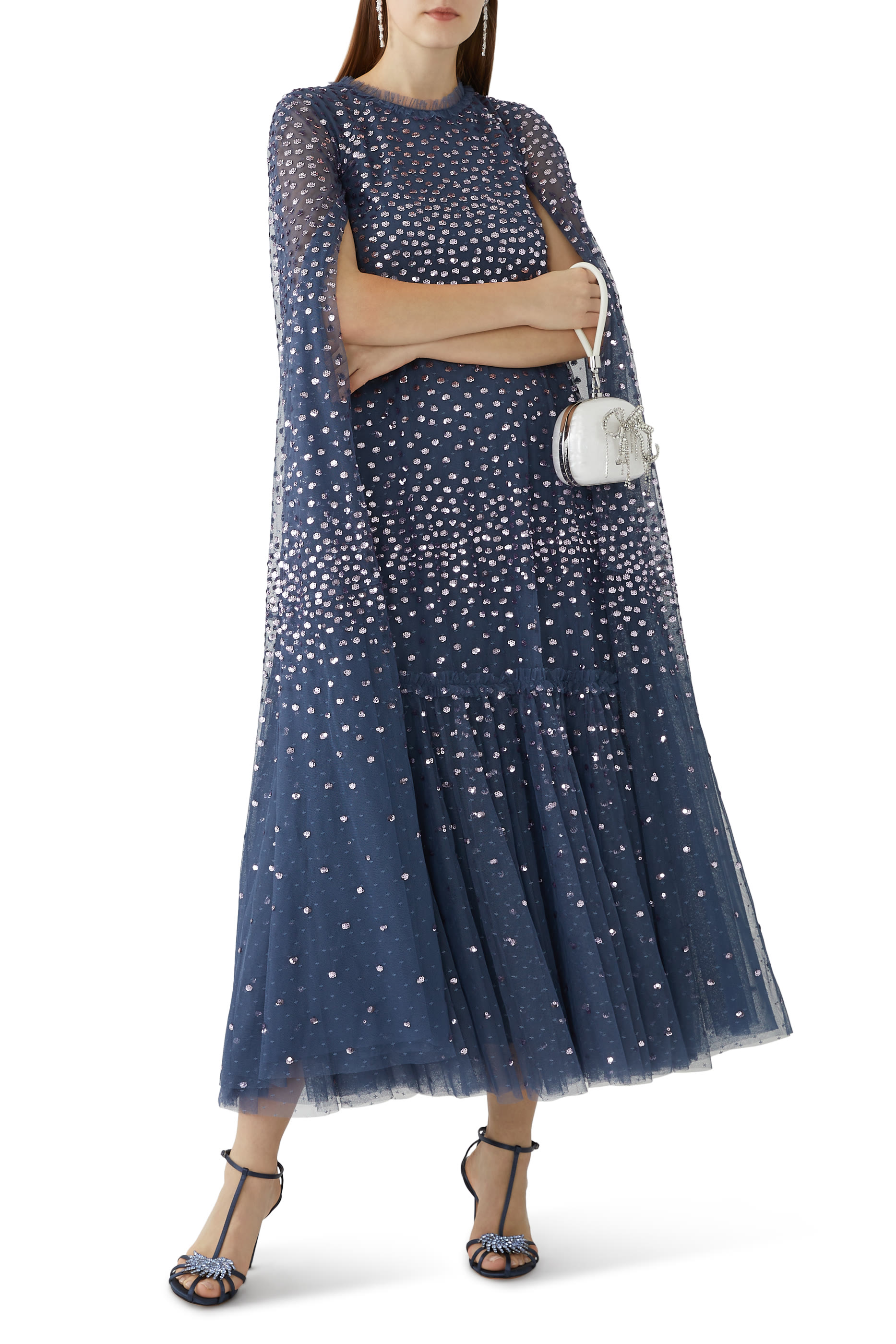 فستان سهرة بأكمام كاب بنقاط متناثرة بطول الكاحل