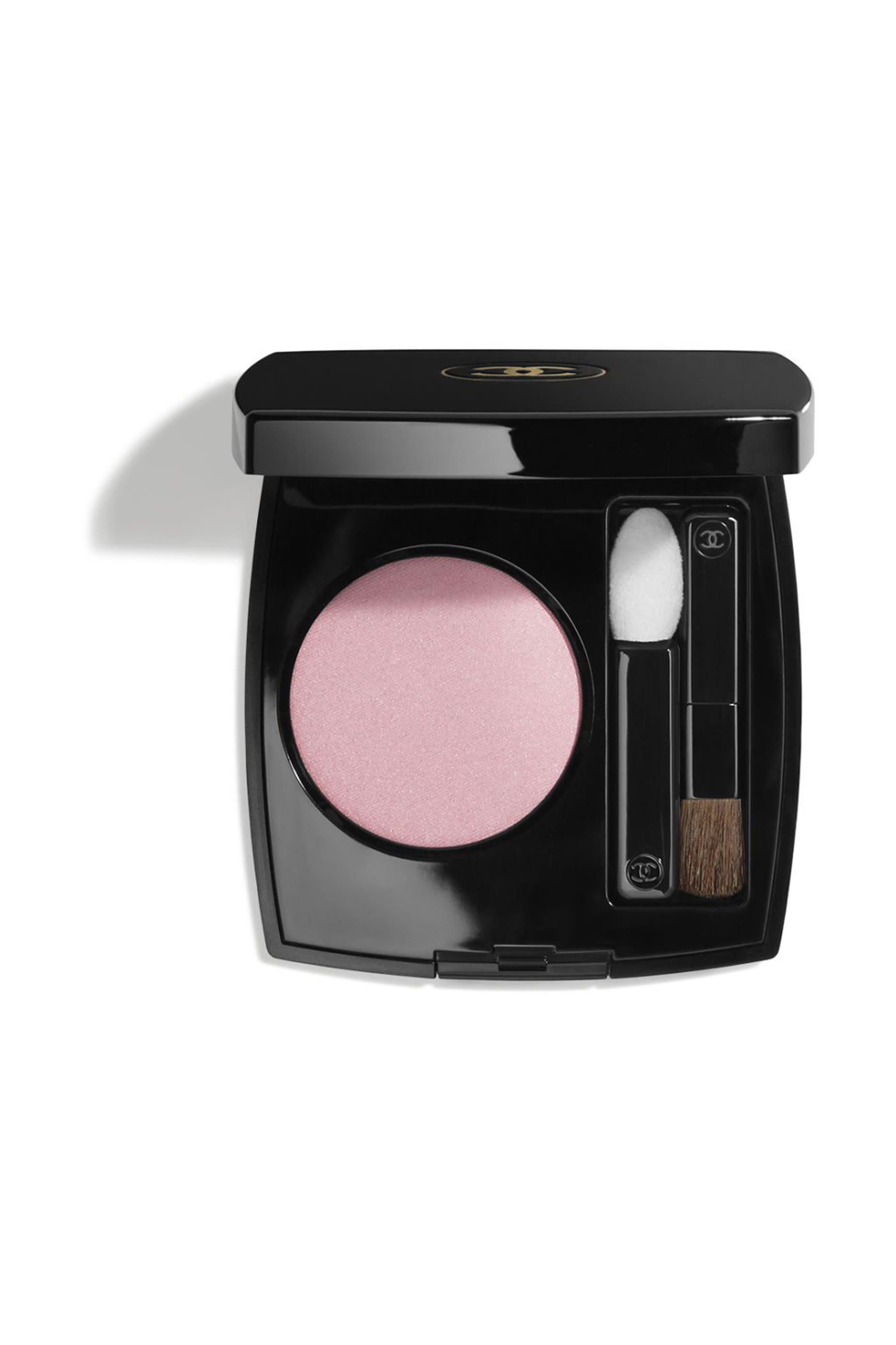 بودرة لتظليل الجفون طويلة الثبات ومتعددة التأثيرات OMBRE PREMI&Egrave;RE