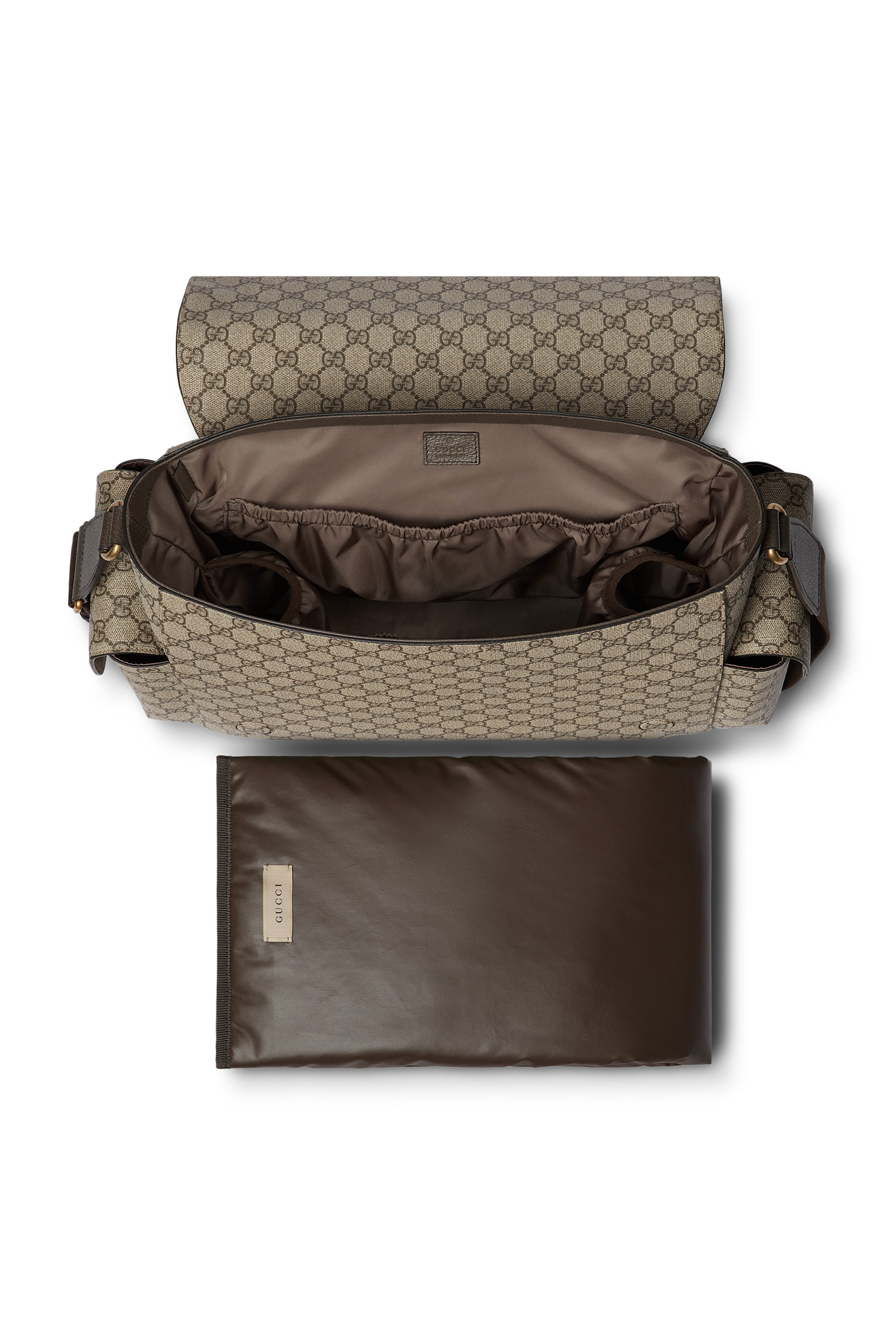 حقيبة مستلزمات أطفال بنقشة حرفي شعار الماركة