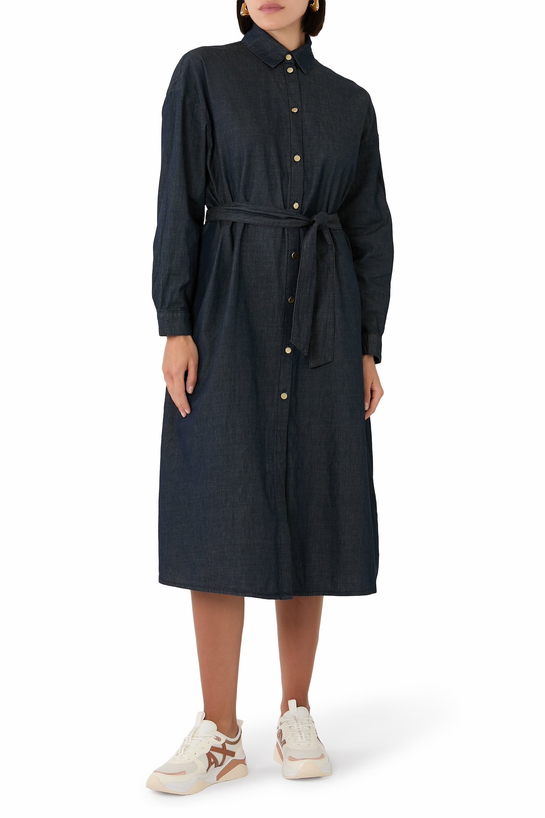 فستان متوسط الطول بأزرار للإغلاق