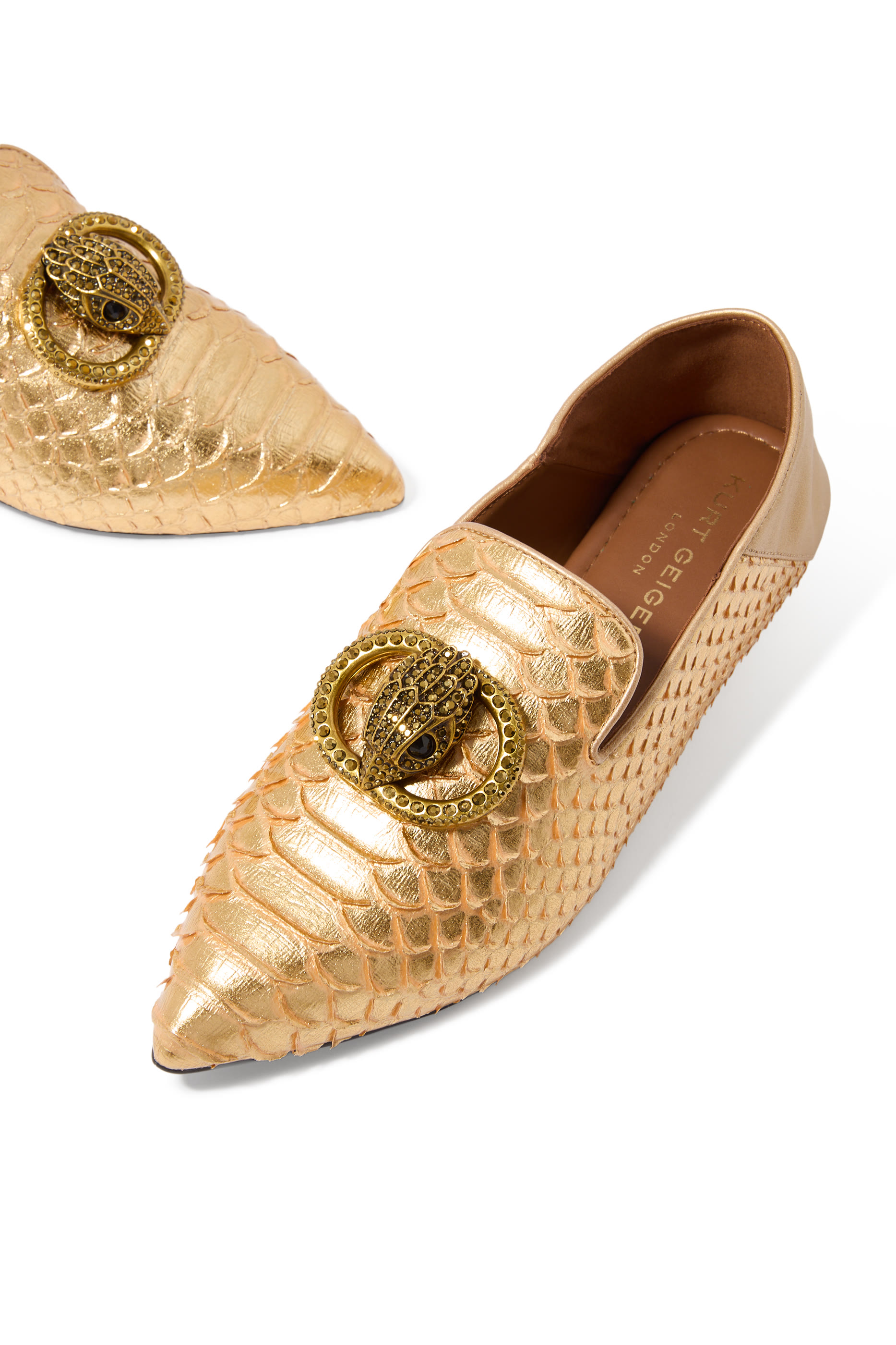 حذاء كلاسيكي تشيلسي 60 بسير خلفي وكعب عريض