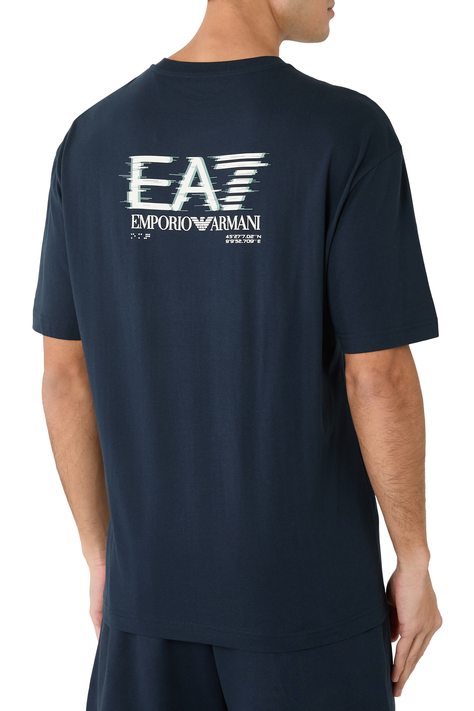 تيشيرت بقصة عادية